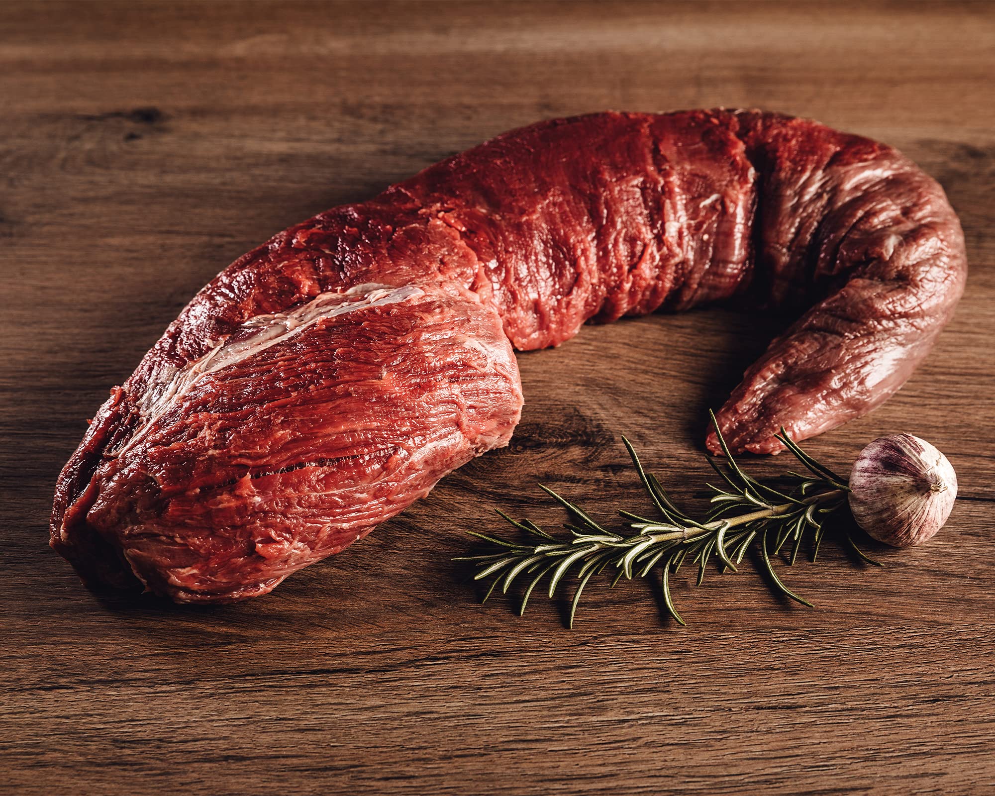 Büffel Bill Wasserbüffel Filet 1,6 kg - Zart aromatisches Büffelfleisch vom italienischen Wasserbüffel - Mageres Büffelfilet zum Kurzbraten & Grillen