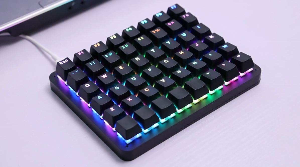 【ma_kun】Curensology カーリーショートベストアイボリー カーリーショートベスト | [公式]カレンソロジー（Curensology）通販