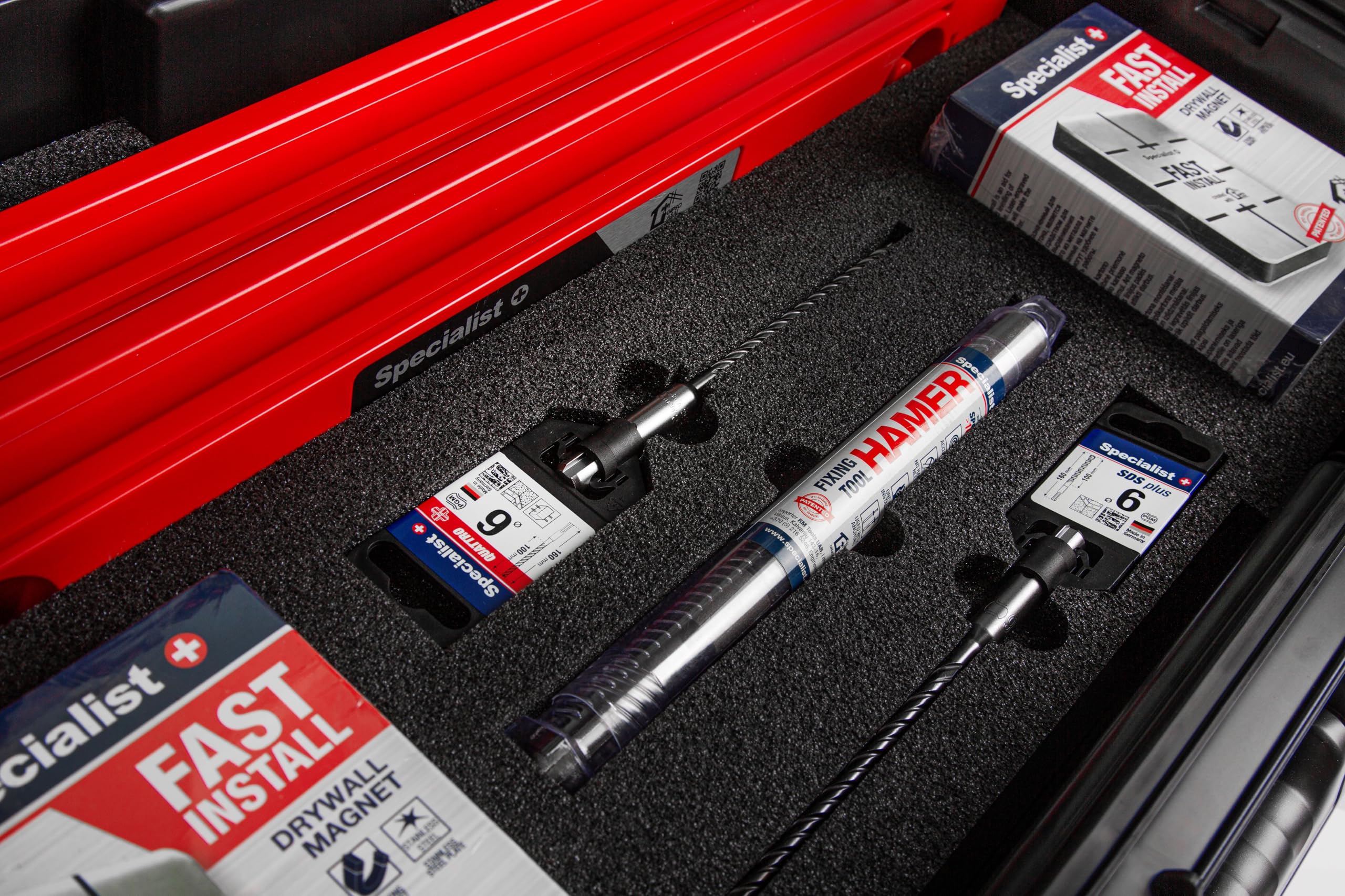 Specialist+ Trockenbau-Werkzeugset | x2 SPACER (50 cm), x2 FAST INSTALL-Gipsmagnete, x1 HAMMER-Steckertreiber, SDS+ & QUATTRO Bohrer | Schnelle Montage | Für Knauf D-112 geeignet