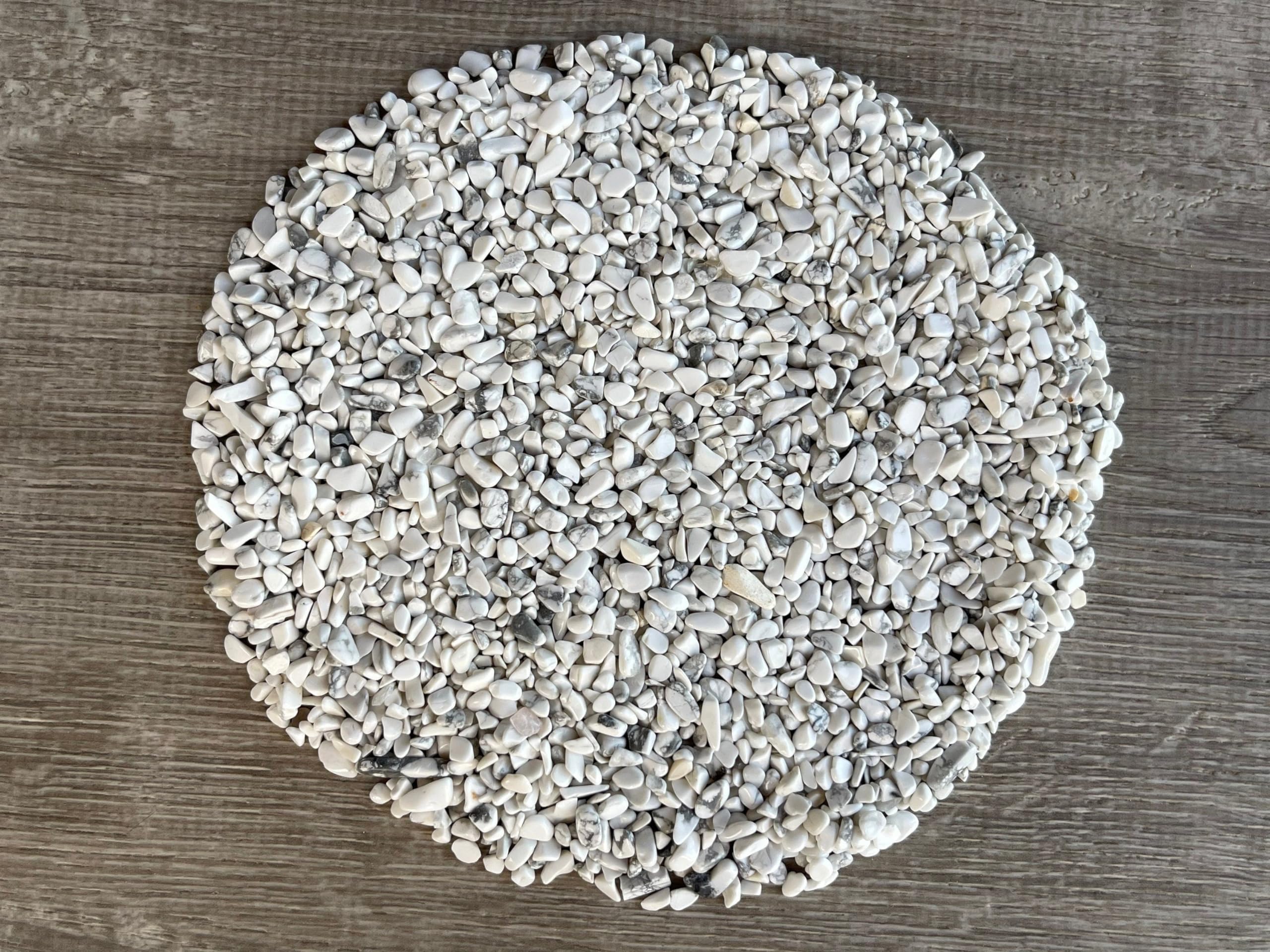 2 oz Lot Natural White Howlite Semi Tumbled Gemstone Chips, Crushed Mini Crystals, Undrilled Crystal Chips (White Howlite)