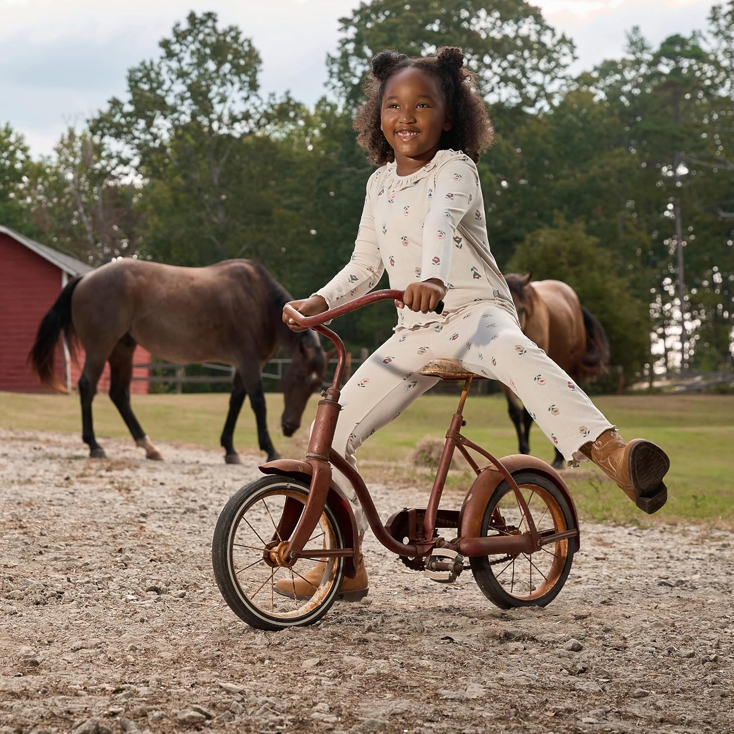 Modern Moments by Gerber baby-girls Ruffle Collar Top and Flare Pant Set - Image 4