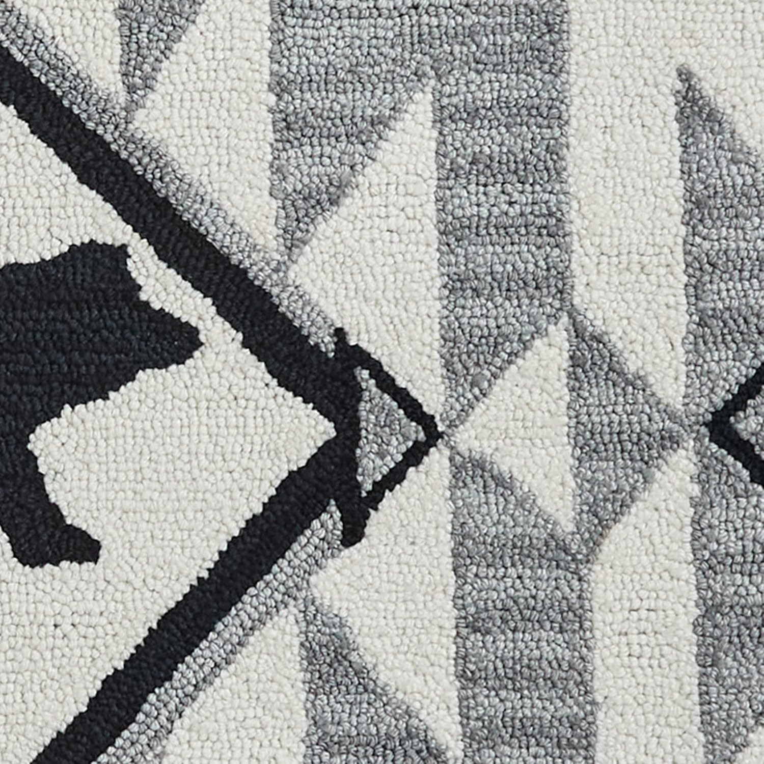 Park Designs Southwestern Hooked Rug Runner 2' x 6', Hand Looped Black and Silver Runner for Rustic Farmhouse, Lodge, Cabin, and Country Decor, Yarn Area Rug for Hallways, Entryways, and Kitchen