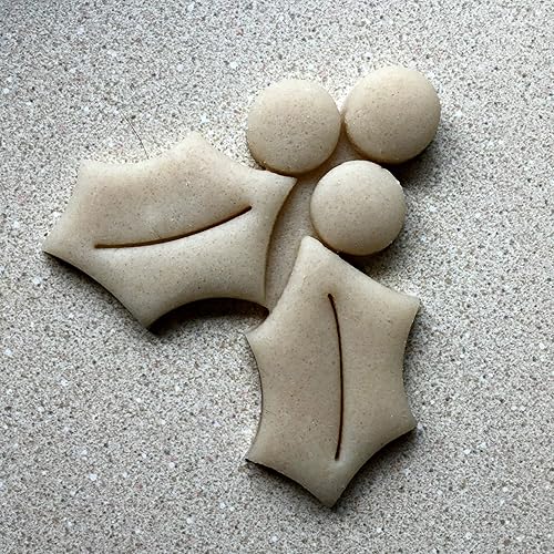 Miniatura 4 de Sweet Prints Inc Holly with Berries Cookie Cutter - Dishwasher Safe
