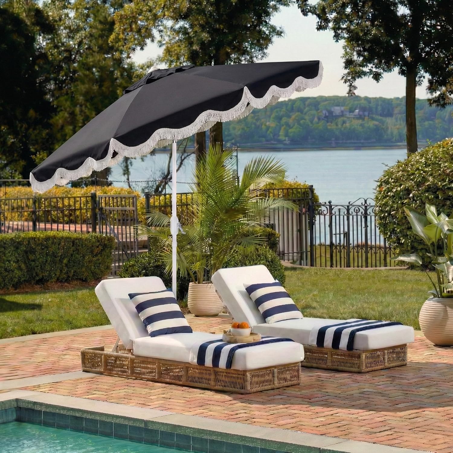 SAFAVIEH Outdoor Patio Furniture Collection – Torsa 9 Ft Crank Patio Umbrella, Navy & White Pole, Market Umbrella with Crank Lift (PAT8024B)