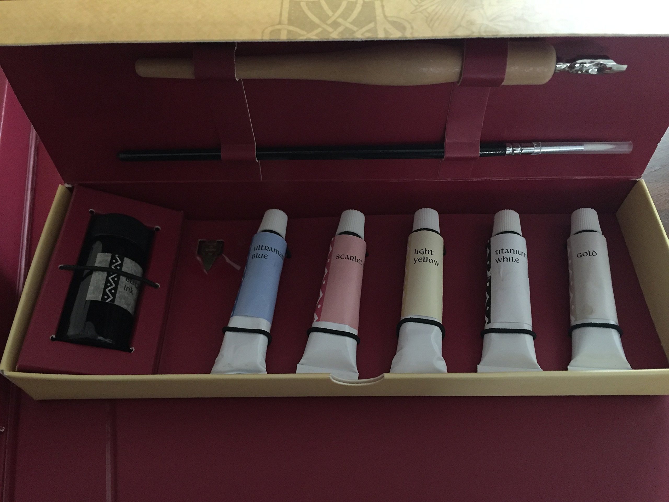 The Illuminated Lettering Kit: Materials,Techniques, & Projects for Decorative Calligraphy - Image 4