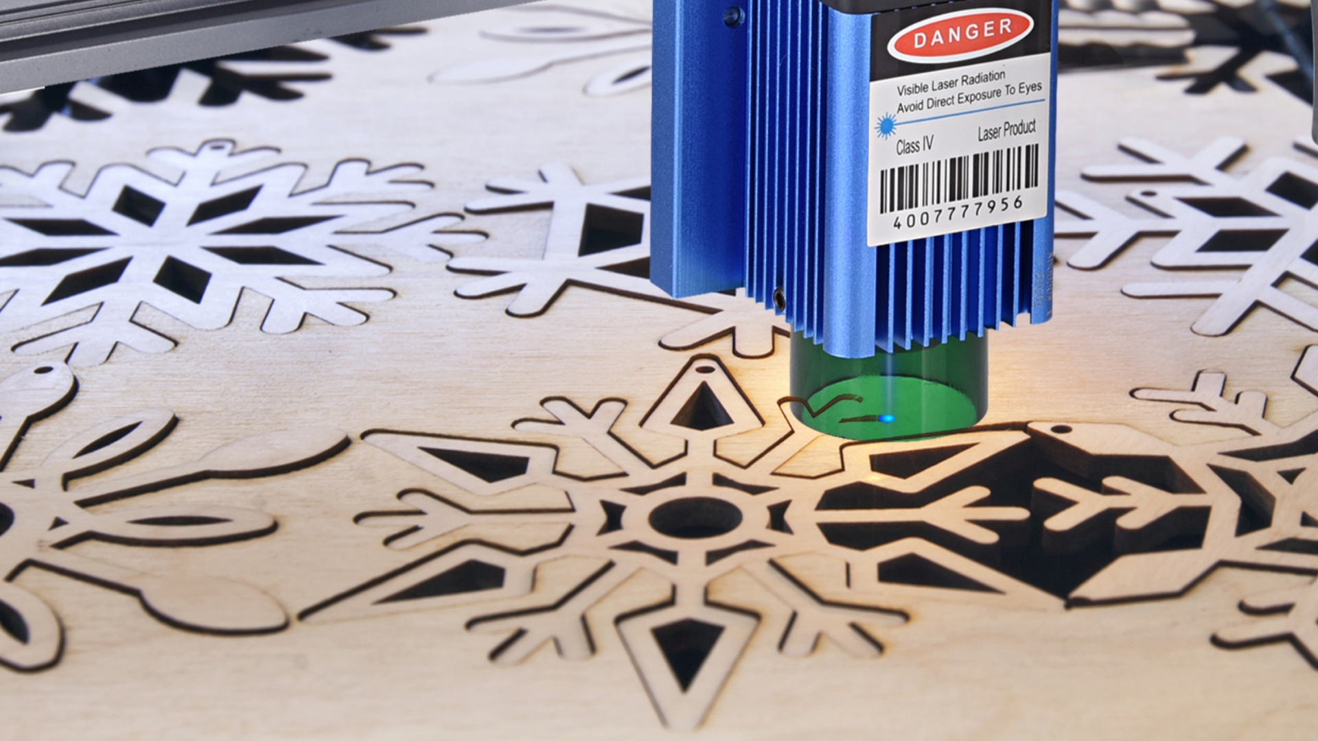 Amazon.com: SCULPFUN S6 Pro Laser Engraver, 5500mW Output L-aser