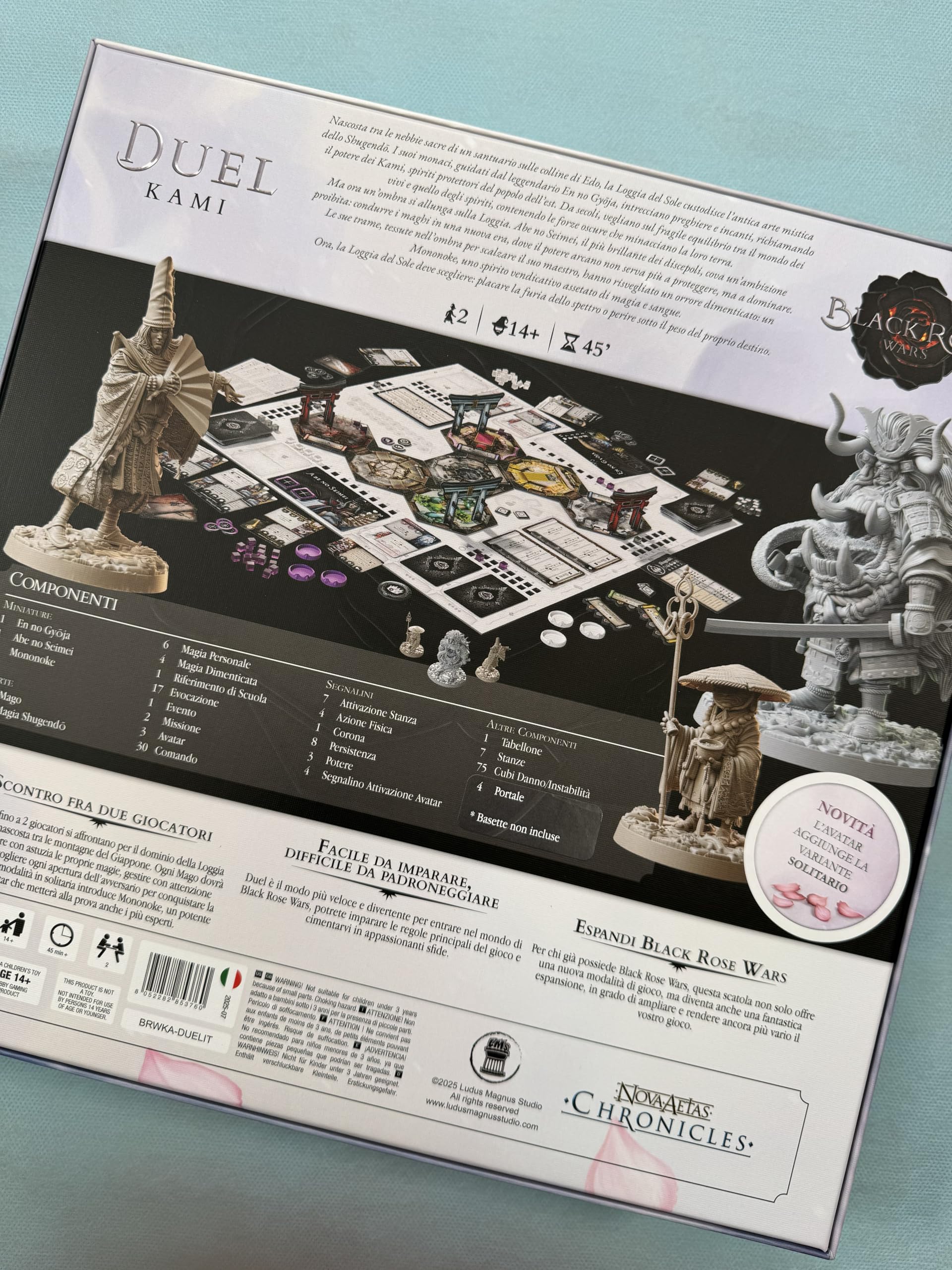 Asmodee Ludus Magnus Studio Black Rose Wars: Duel - Kami, Gioco da Tavolo Fantasy di Strategia e Combattimento, 2-4 Giocaotri, 10+ Anni, Edizione in Italiano