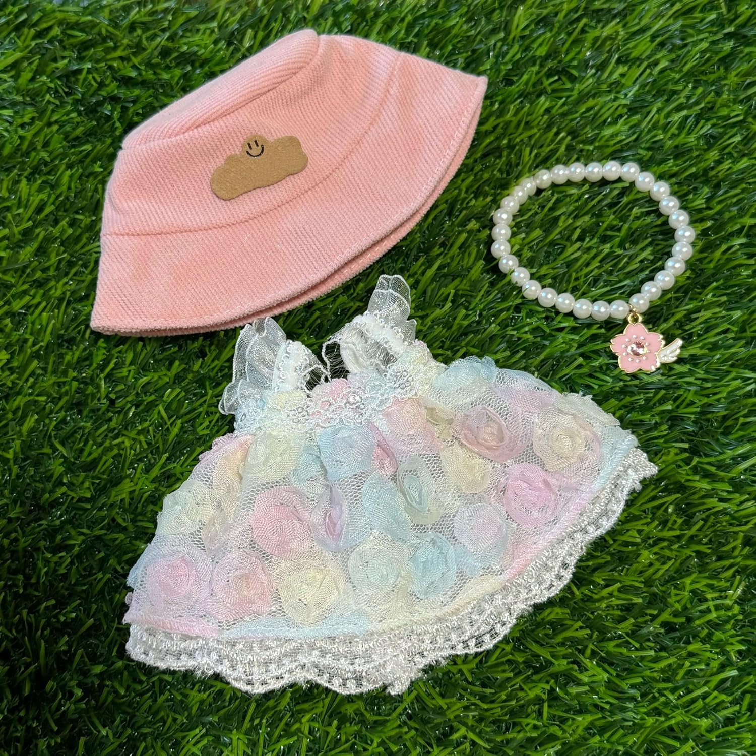 3-Piece Set – Outfit for 17cm Figures – Dress Set with Hat, Necklace and Dress – 3-Piece Outfit – Fashionable Clothing for Figures – Accessories Only, Figure Not Included