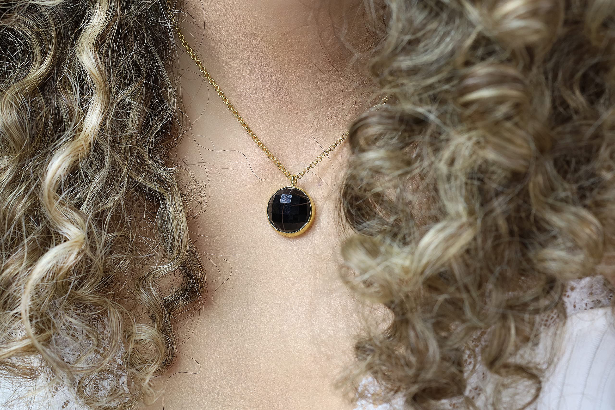 Onyx Noir Semi-Précieux Long Collier Pendentif en Or pour Femmes et Cadeaux d'Anniversaire - Collier de Déclaration