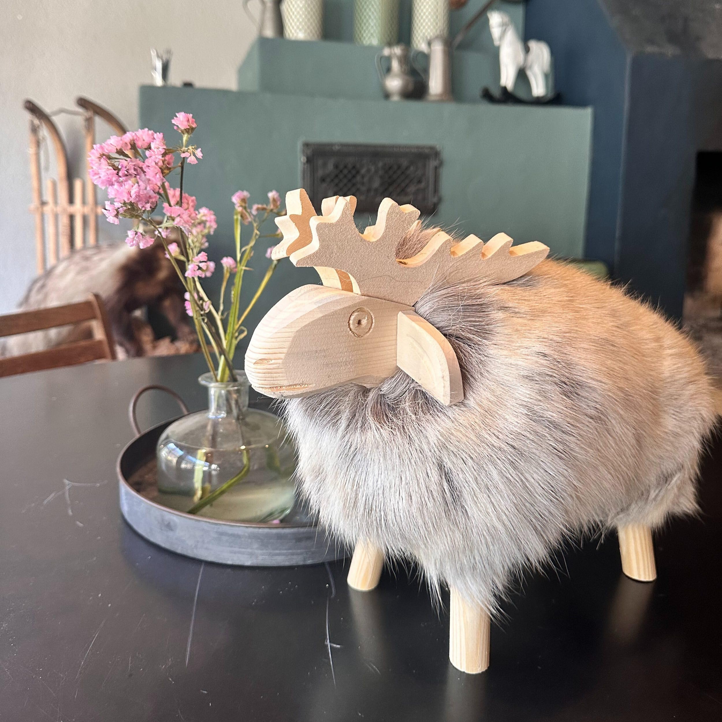Schafhocker – Holzhirsch Elch mit echtem Fell und Fichtenholz nordische skandi Boho Deko Handmade
