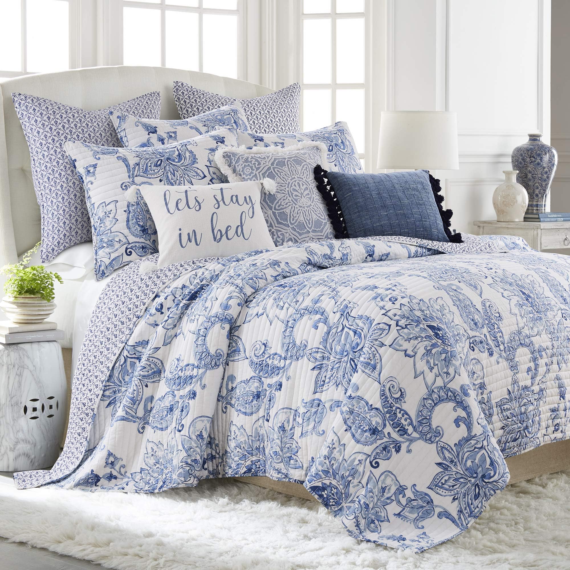 Bennett Quilt Set - Full/Queen Quilt, Two Standard Pillow Shams - Floral Paisley - Blue and White - Quilt (88x92in.) and Pillow Sham Size (26x20in.) - Reversible - Cotton