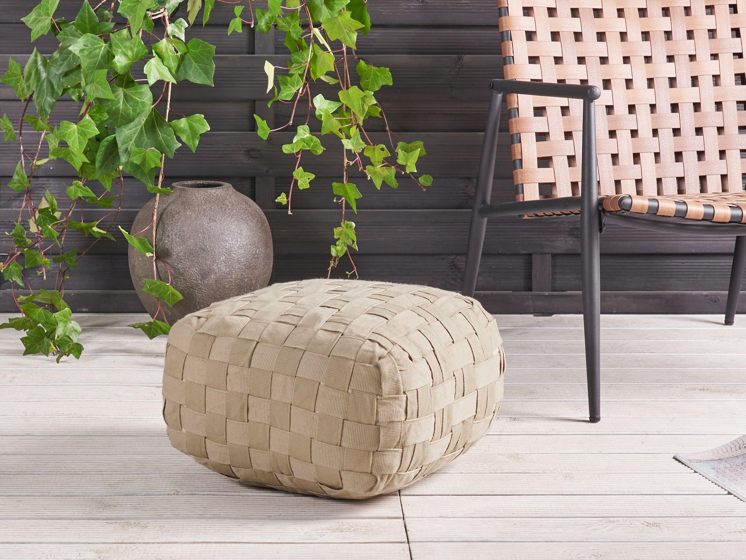 Beliani Handgewebter Pouf für den Außenbereich, Ottomane, Kunststoff, Gartenaccessoires, 50 x 50 cm, beige, Bodla