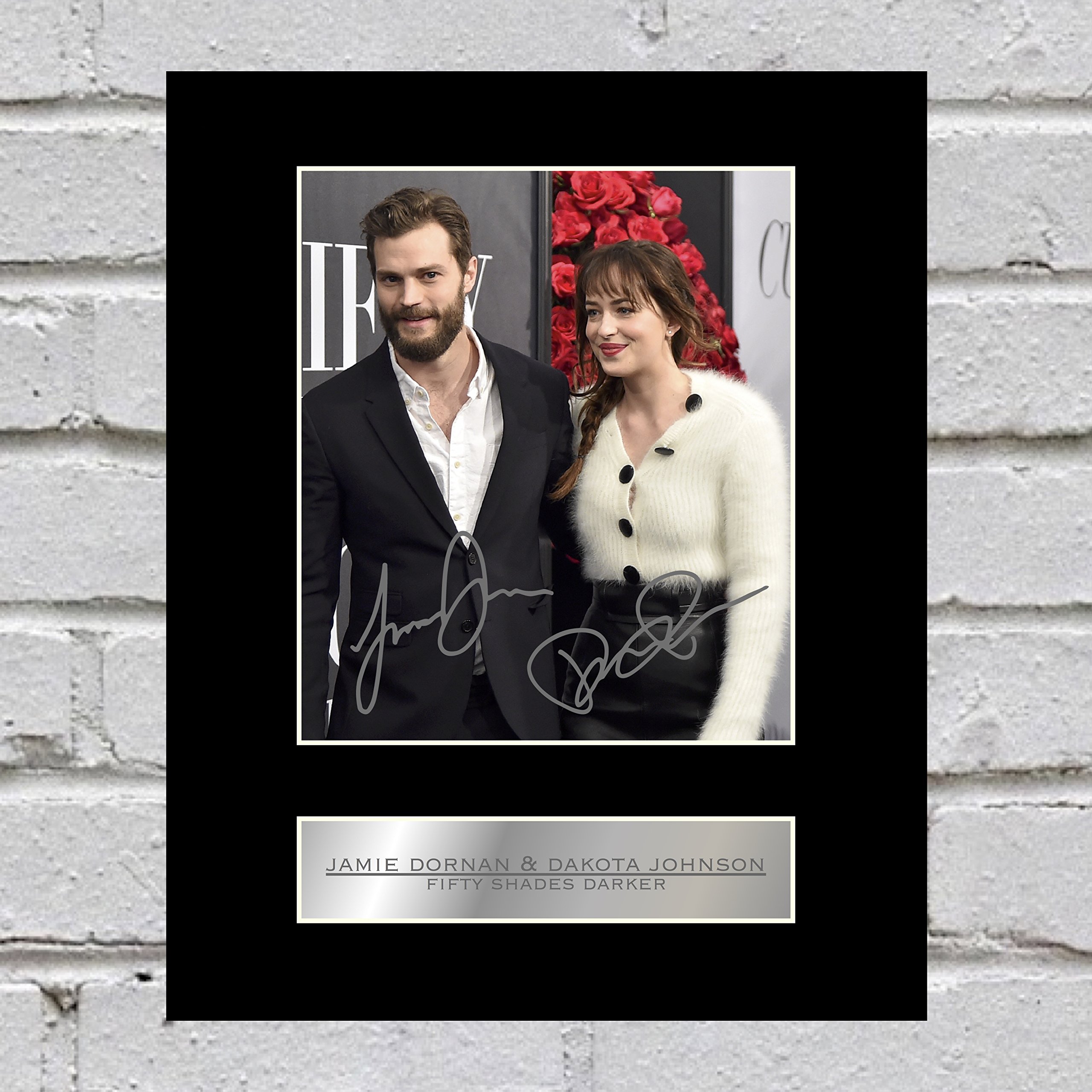 Photo encadrée dédicacée Jamie Dornan Dakota Johnson Cinquante nuances plus sombres