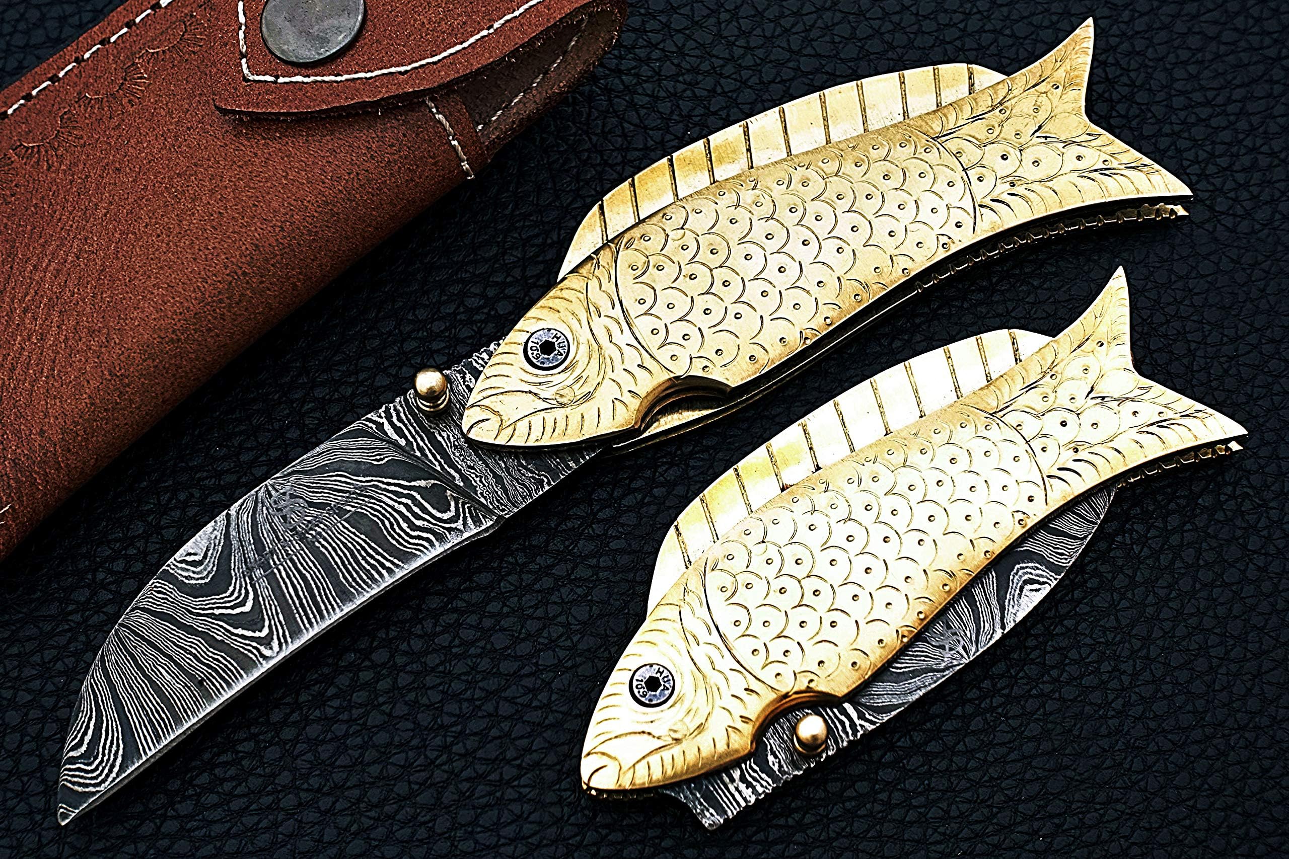 Custom Handmade Damascus Steel Fish Knife/Folding Knife/Pocket Knife SS-17370(Brass Engraved Handle)