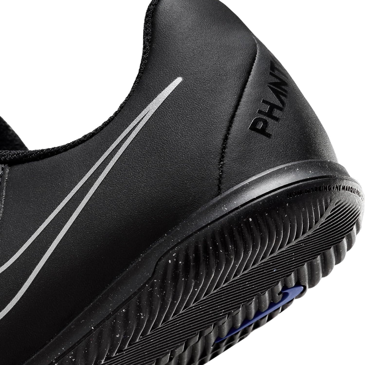 Nike Jr. Phantom GX 2 Club Little/Big Kids' IC Soccer Shoes (FJ2606-001, Black/Black)