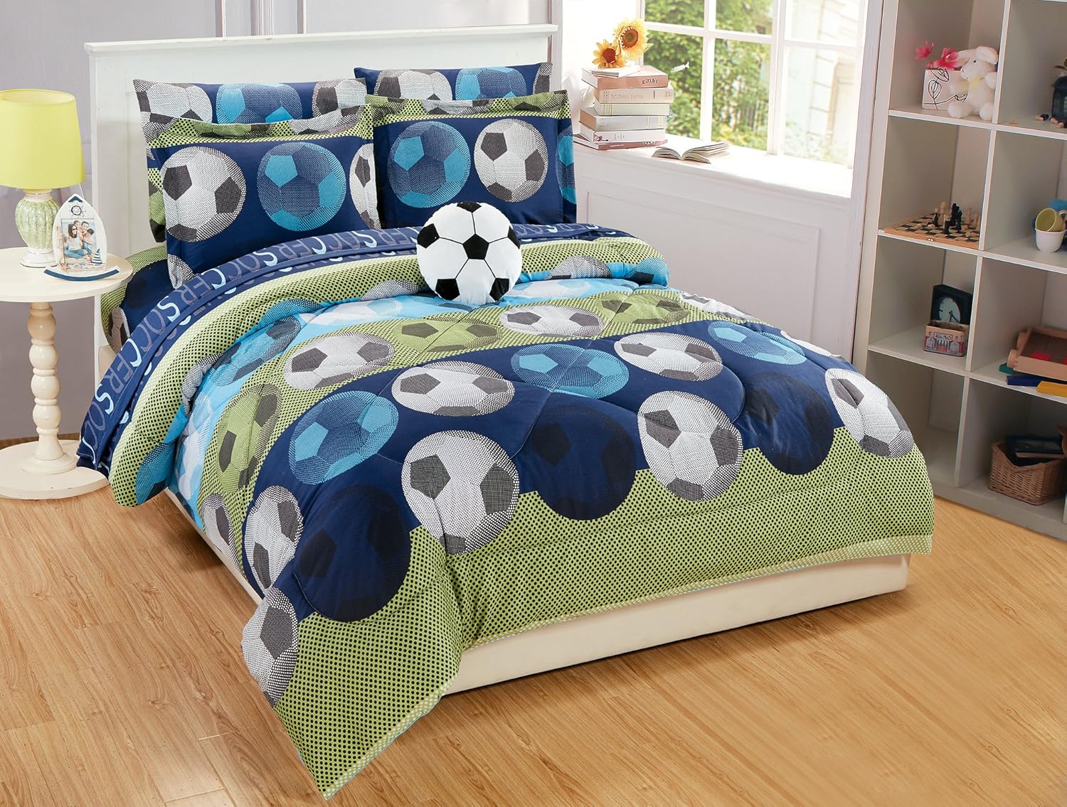 Comforter Set for Boys/Teens Soccer Green Blue Black White New (Twin) Comforter Set for Boys/Teens Soccer Green Blue Black White New (Twin)