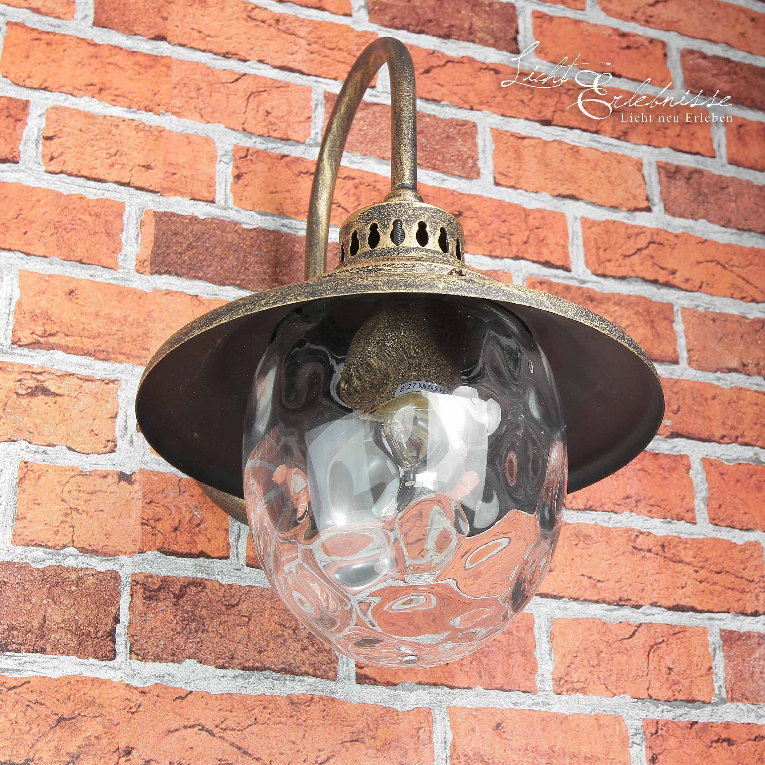 Solar wandlamp Monty met een klassieke look - Met filament lamp