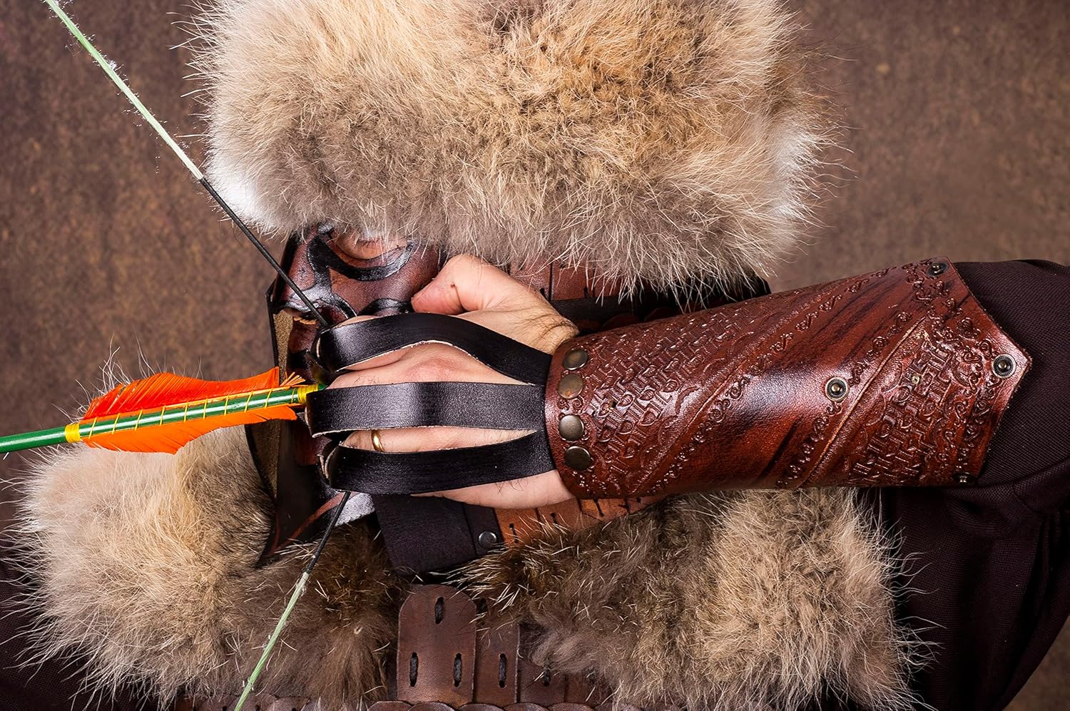 Archery Arm Guards Genuine Leather Armguard Adjustable Forearm Guard Protective Gear Gauntlet Cuff Medieval Bracers for Hunting Shooting