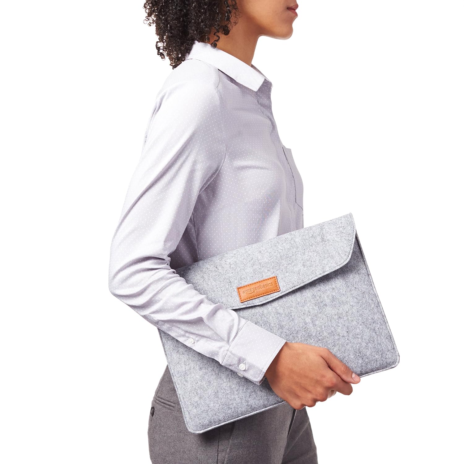 amazonbasics felt laptop sleeve