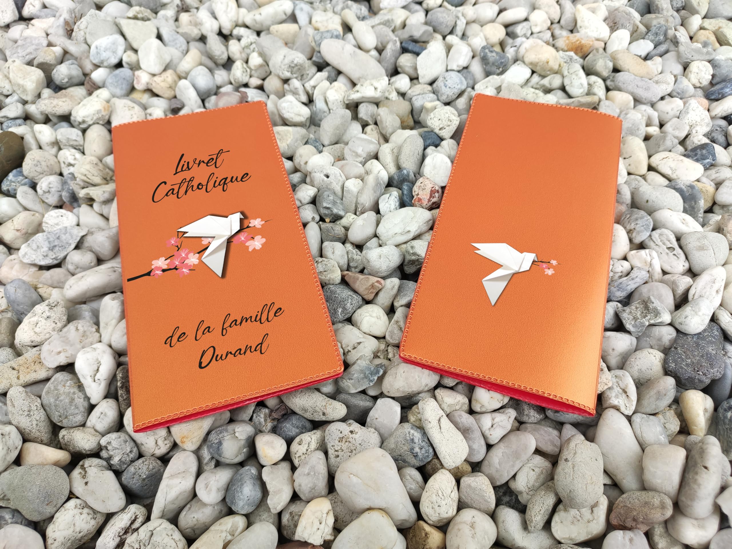Protège Livret de Famille Personnalisé - Livret de Famille Catholique – Élégance et Protection avec notre article fabriqué et personnalisé en France - SP0201a (Nacré Orange)