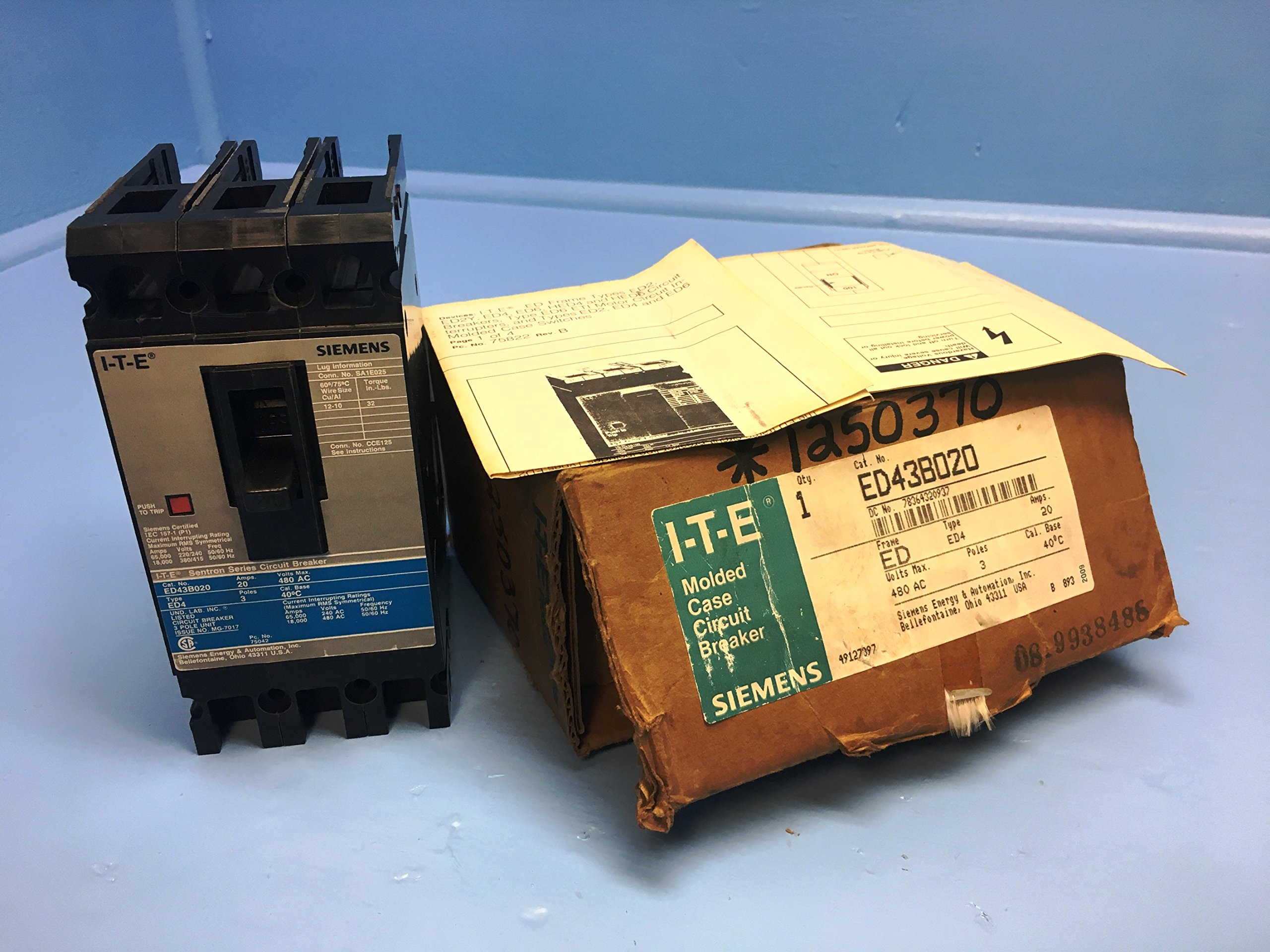 ED43B020 Type ED4 Sentron Circuit Breaker by SIEMENS