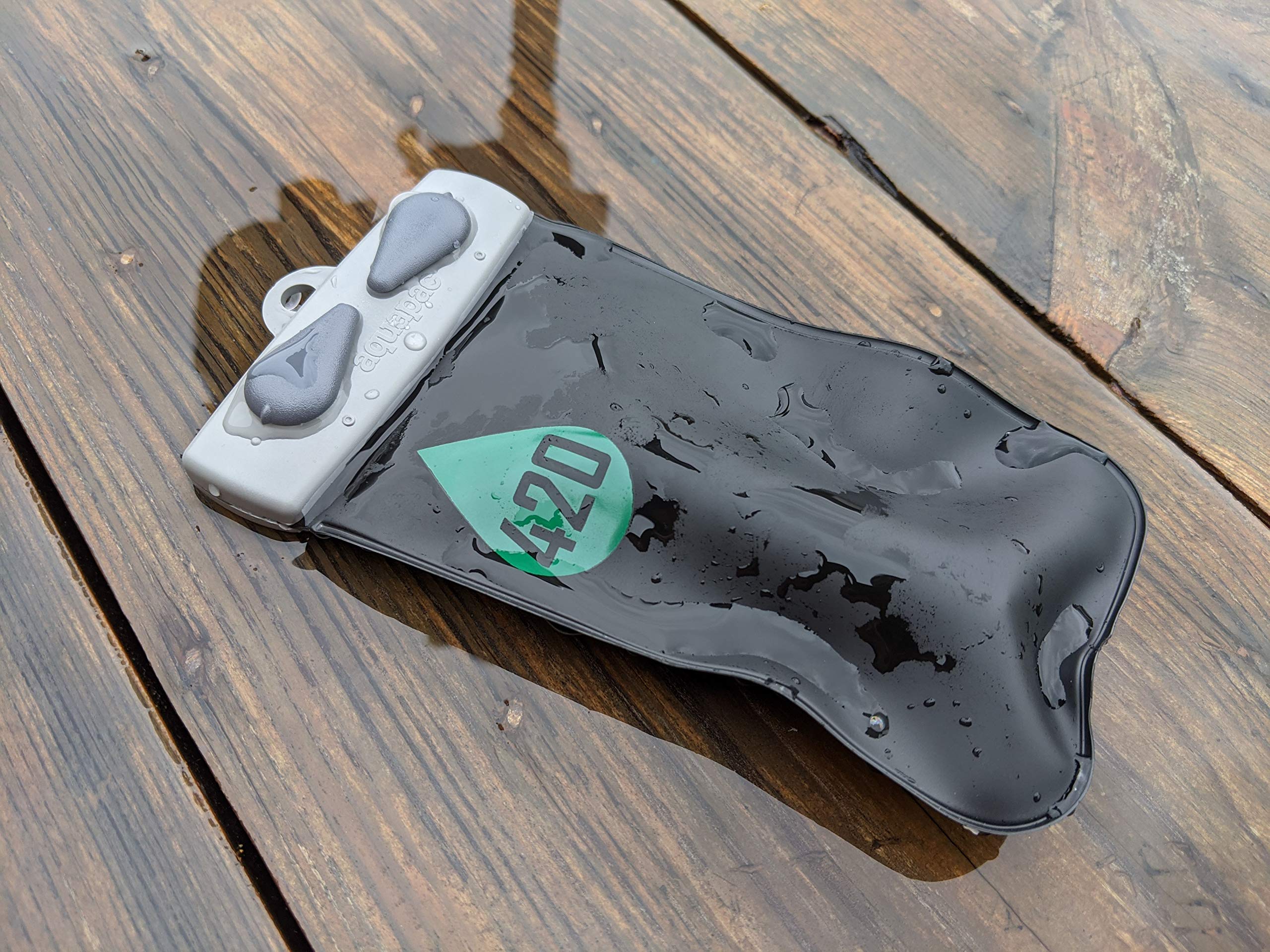 Aquapac Bolsa impermeable, fabricada en el Reino Unido, con cordón de transporte, esencial para viajes, respetuosa con el medio ambiente, deportes acuáticos, senderismo, ciclismo de montaña, accesorio