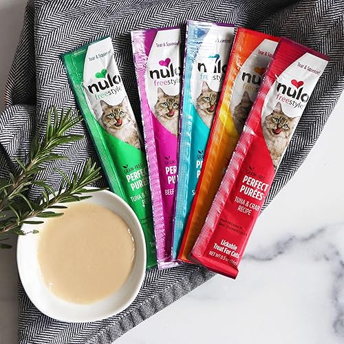 Miniatura 7 de Nulo Freestyle Grain-Free Perfect Purees Premium Wet Cat Treats, Squeezable Meal Topper for Felines, High Moisture Content to Support Cat Hydration,