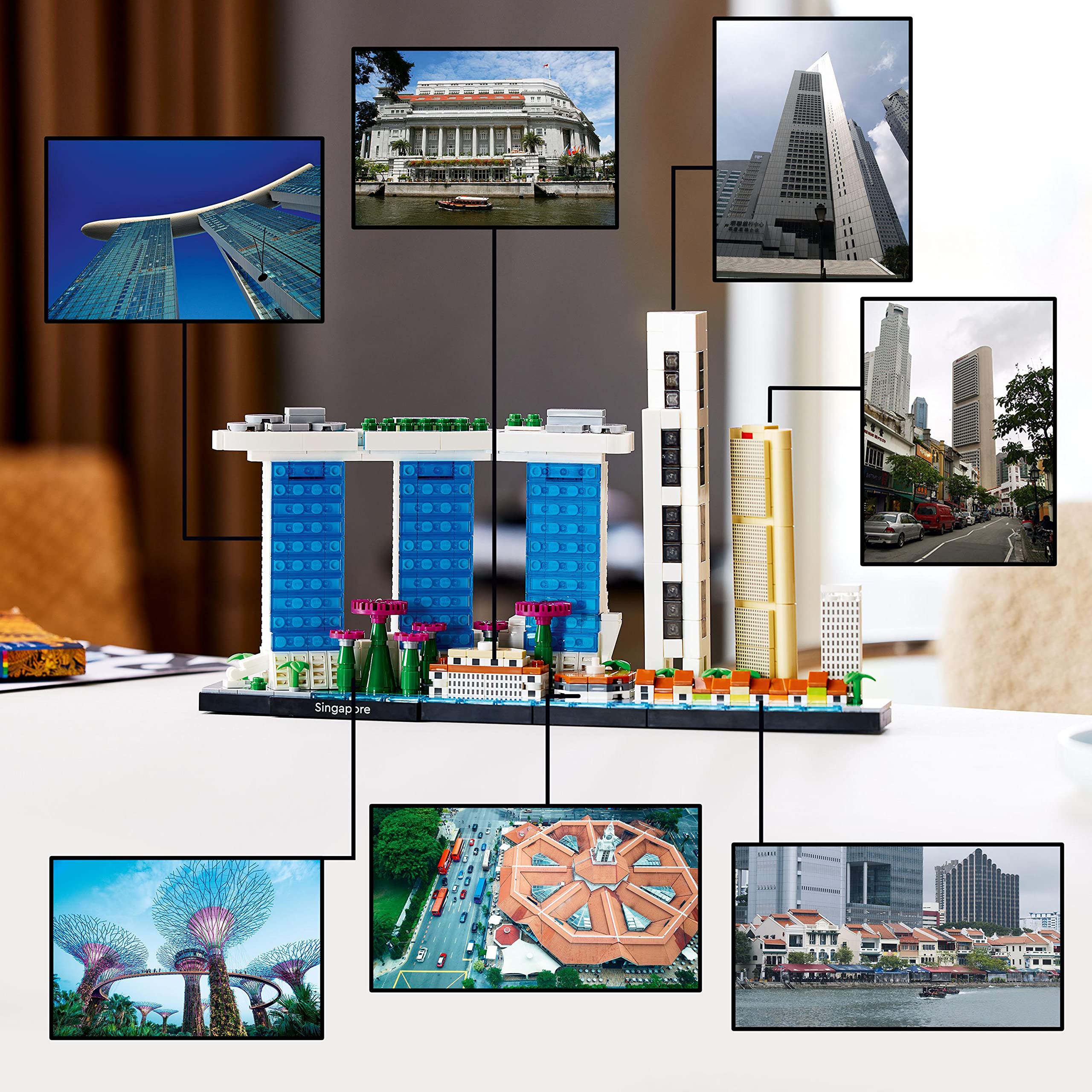 LEGO Architecture Singapore, Kit Modellismo per Adulti da Collezione, Idea Regalo per Uomo, Donna, Lui o Lei, Set di Costruzioni della Collezione Skyline, Hobby Creativo Fai da Te 21057