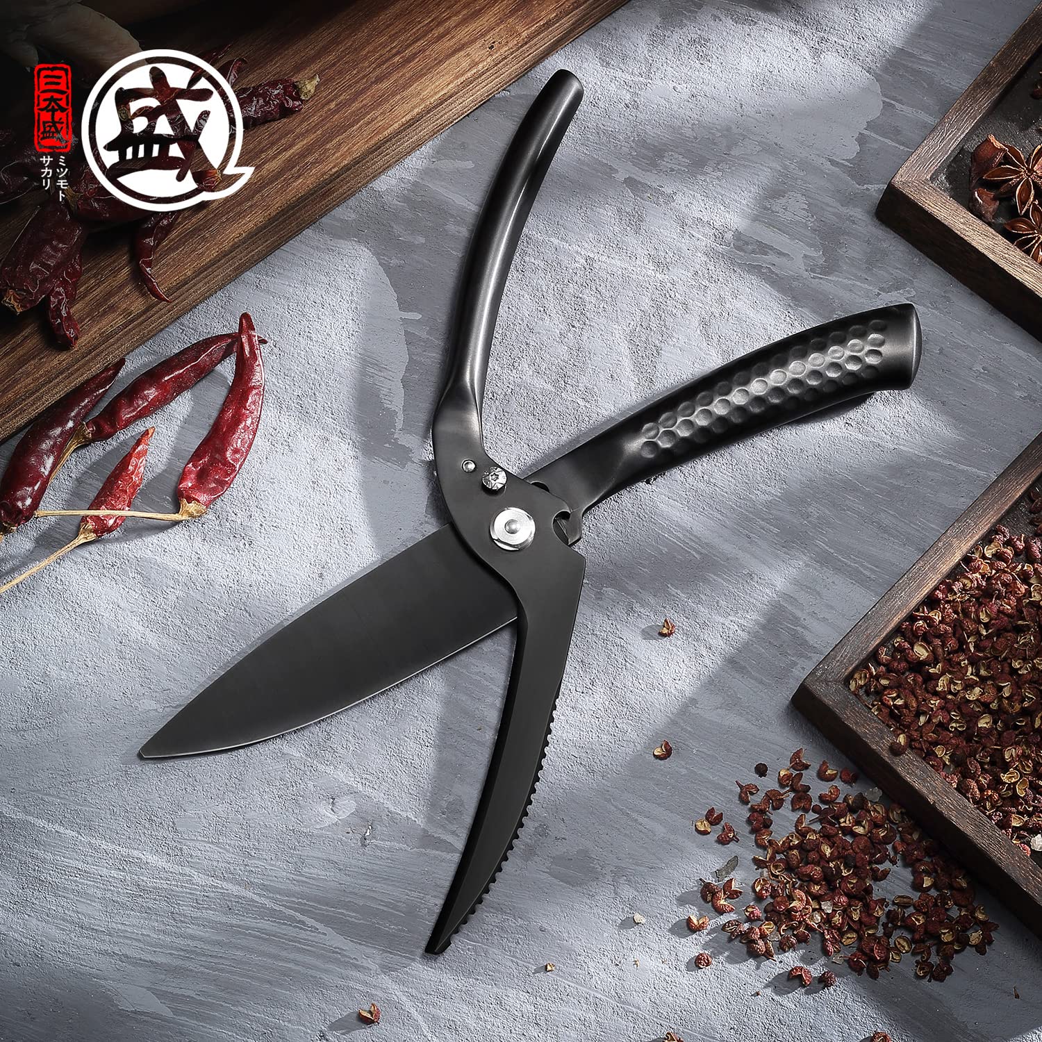 MITSUMOTO SAKARI 12 cm Japanische Küchenschere | Schwarz Titanbeschichtete Hochleistungs-Küchenschere, Mehrzweck-Edelstahl-Geflügelschere für Huhn, Fleisch, Gräten, Fisch