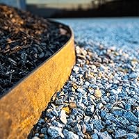 Vista 3 de Edge Right - Borde de acero para jardines con martillo - Tiras de 48" - Profundidad de 6" con parte superior redondeada de 1/4" de acero COR-Ten