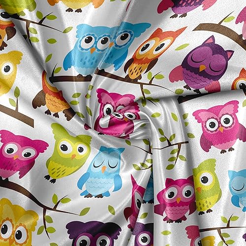 Miniatura 400 de Lunarable - Tela para amantes de perros de The Yard, patrón divertido de animales de dibujos animados en posiciones caprichosas estirando y Beige y