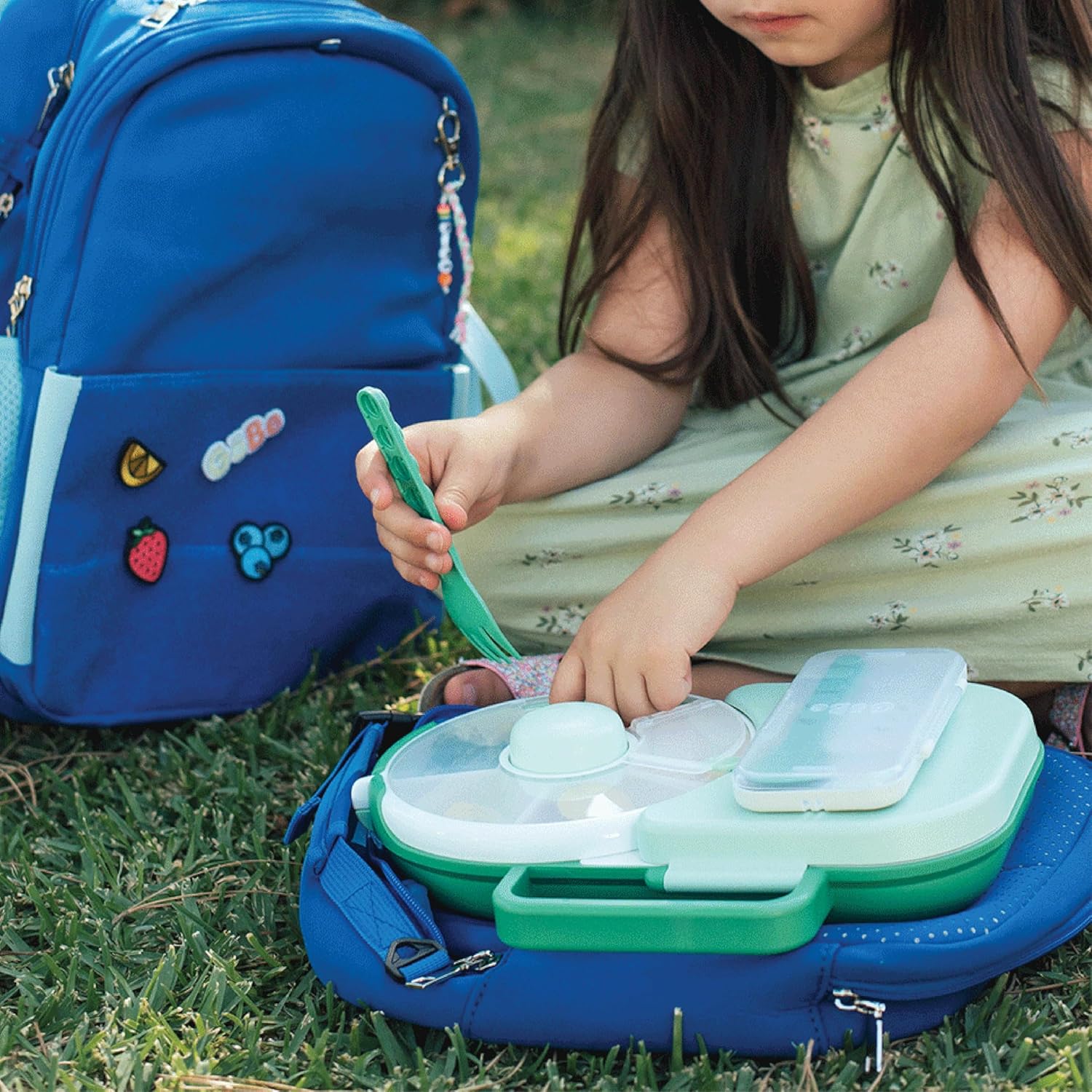 GoBe Kids Insulated Lunch Bag for Kids – Large Neoprene Lunchbag for Lunchbox, Bento Box, or Snack Spinner, Durable, Machine-Washable, Lightweight, Reusable for School, Daycare, Travel - Blue
