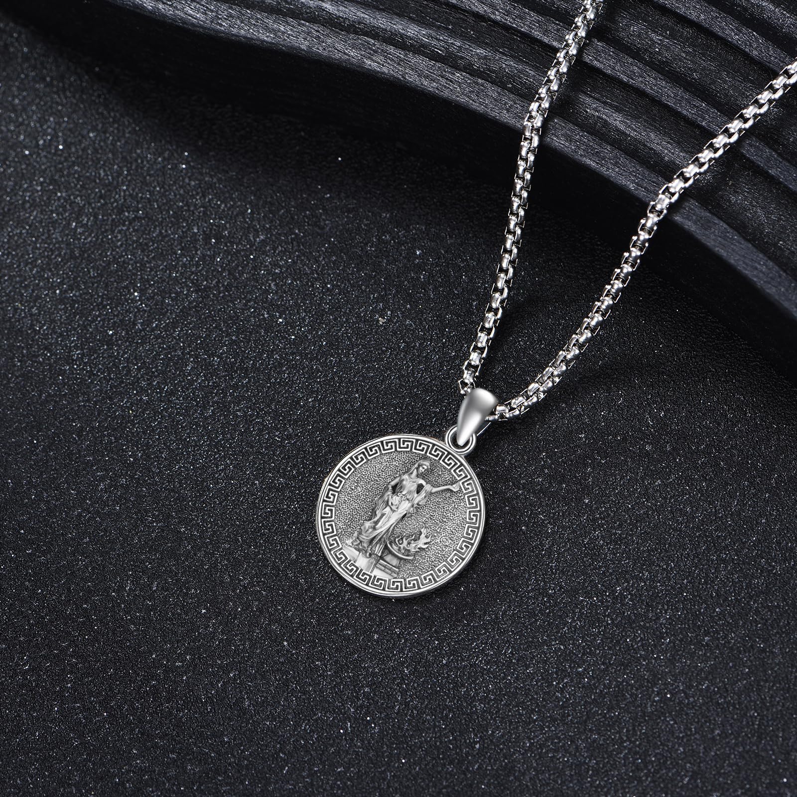 YFN Collar de Dios Griego de plata de ley con colgante protector religioso para mujeres y hombres