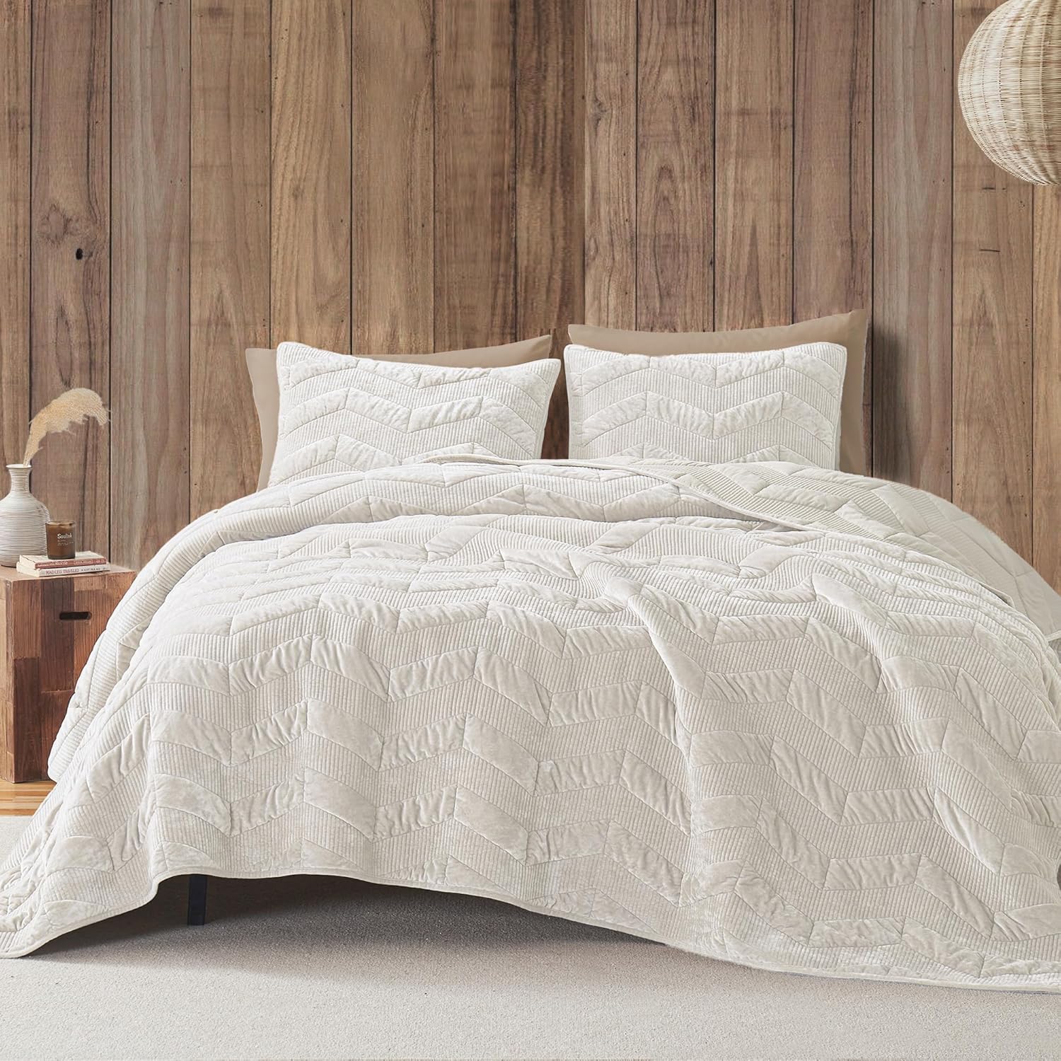 SHALALA Velvet Quilt Set Queen Size,Ultra Soft Luxury Lightweight Summer Velvet Comforter Set, Oversized Bedspread Coverlet with 2 Shams Geometries Pattern,for All Season(Ivory,Full) - Image 2
