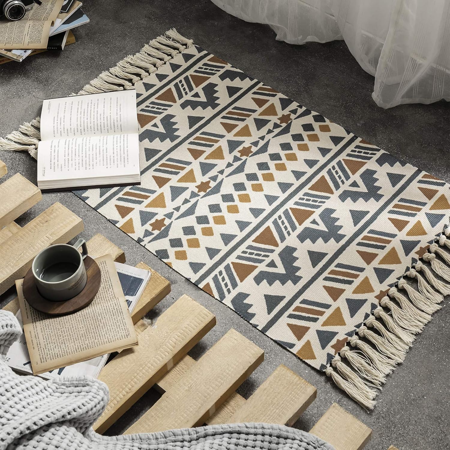 SIMPLEOPULENCE Boho Cotton Area Rug 24'' x 36'' for Bedroom, Hand Woven Bathroom Rug with Tassels, Accent Machine Washable Door Mat, Geometric Decorative Throw Rug for Kitchen, Porch, Outdoor