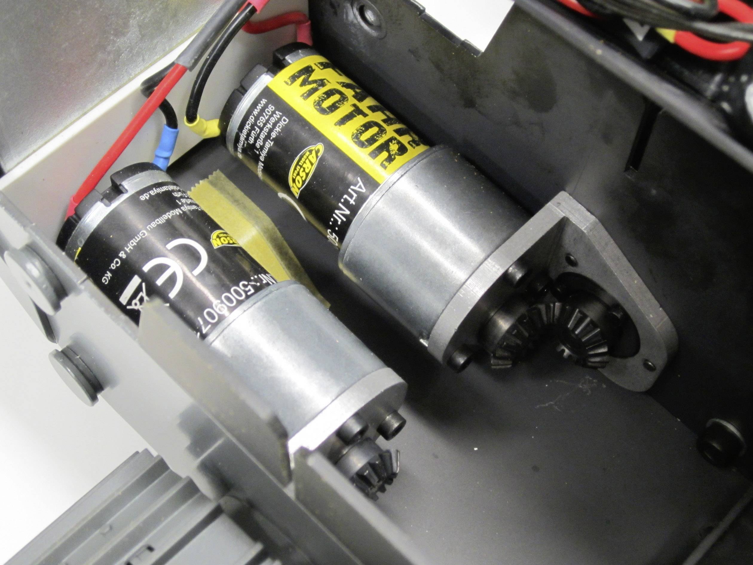 Carson 500907106 – Driving Gear Motor Liebherr Crawler