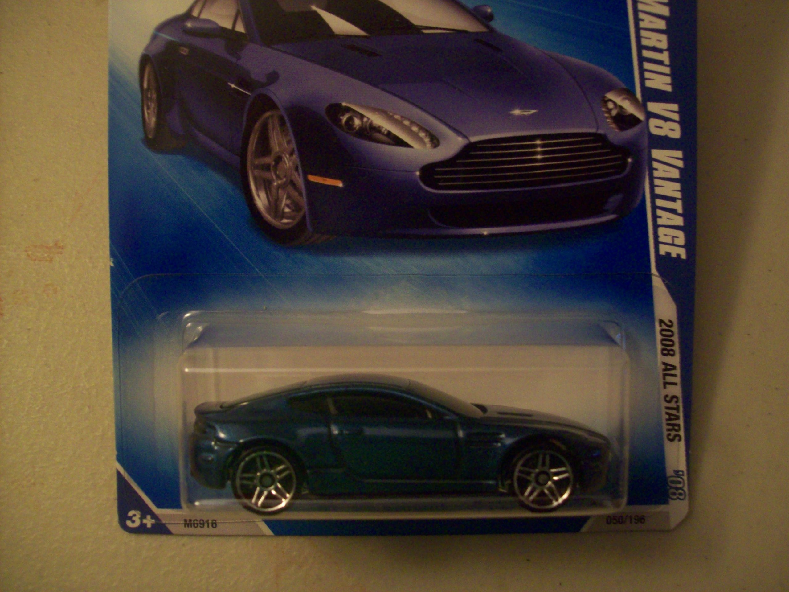 Amazon.com: Hot Wheels 2008 All Stars Aston Martin V8 Vantage