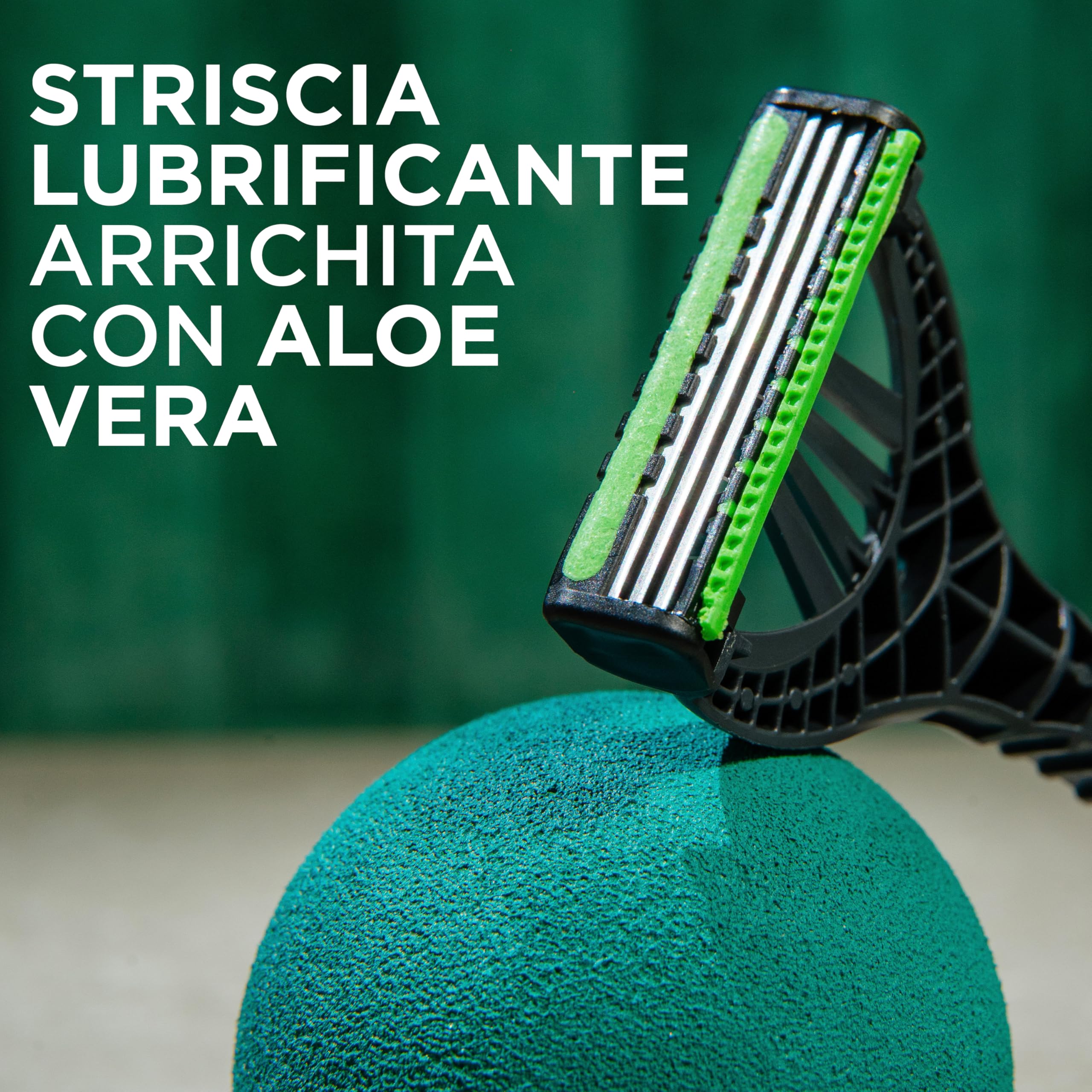 Wilkinson Sword Xtreme 3 Sensitive - confezione da 16+8 rasoi usa e getta da uomo