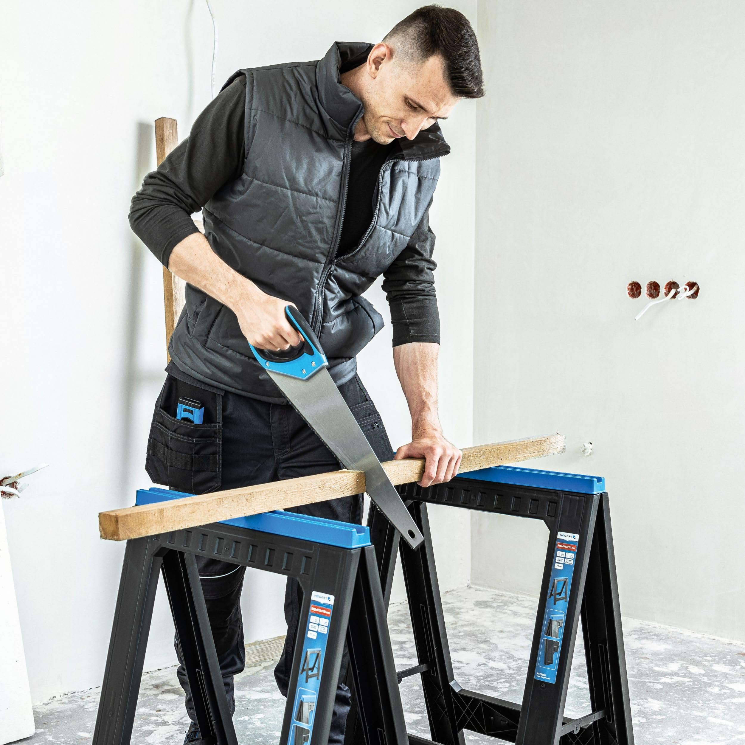 HÖGERT TECHNIK Banc de travail pliant en plastique, hauteur stable 77 cm, tréteau de travail avec pieds antidérapants, deux supports, charge maximale de 350 kg, pour le travail du bois et du métal
