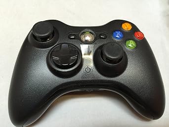 Xbox 360 4GB Console with Kinect
