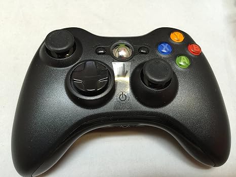 Xbox 360 4GB Console with Kinect