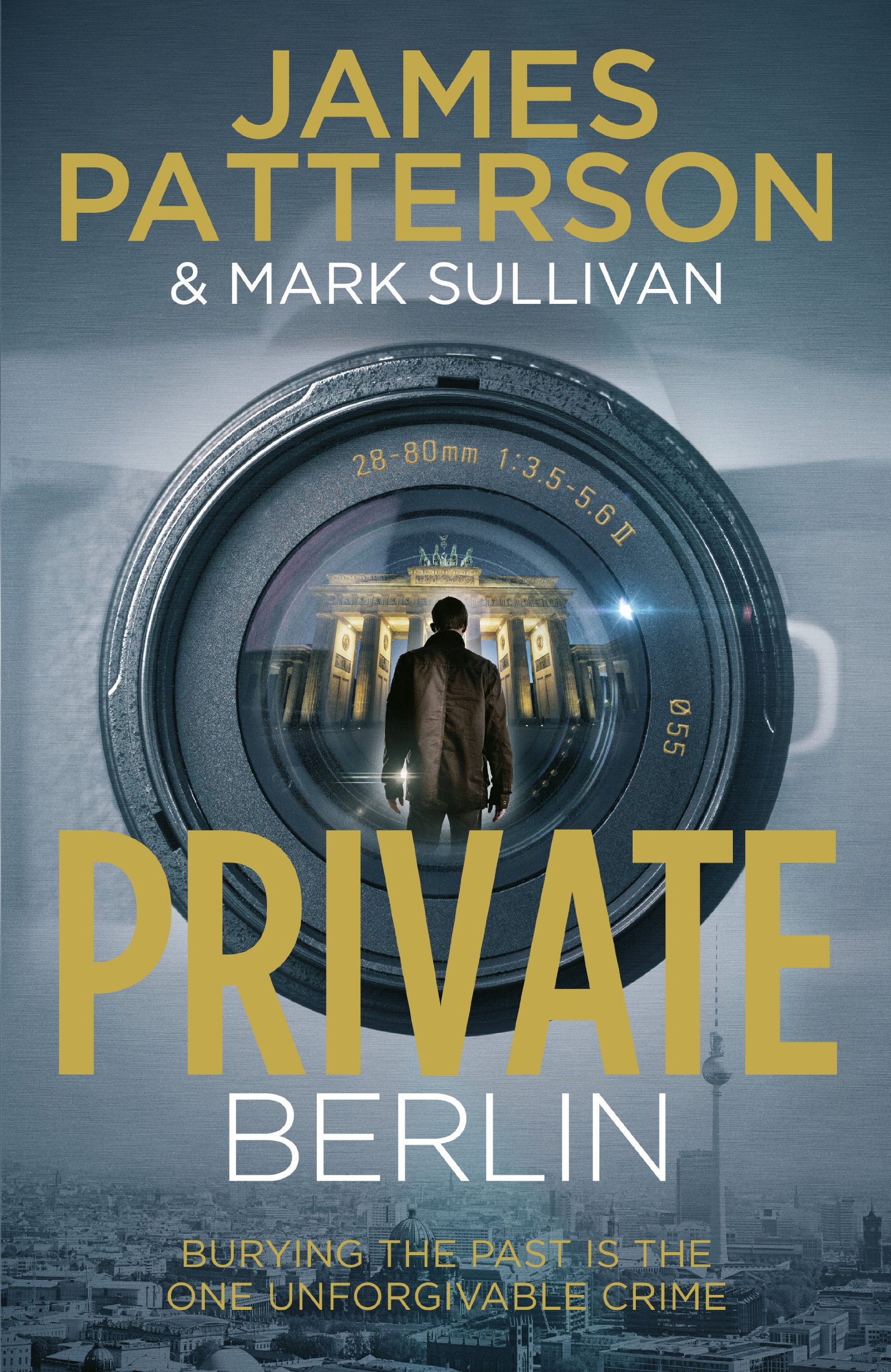 Buy Private Berlin: (Private 5) — BookShops.in