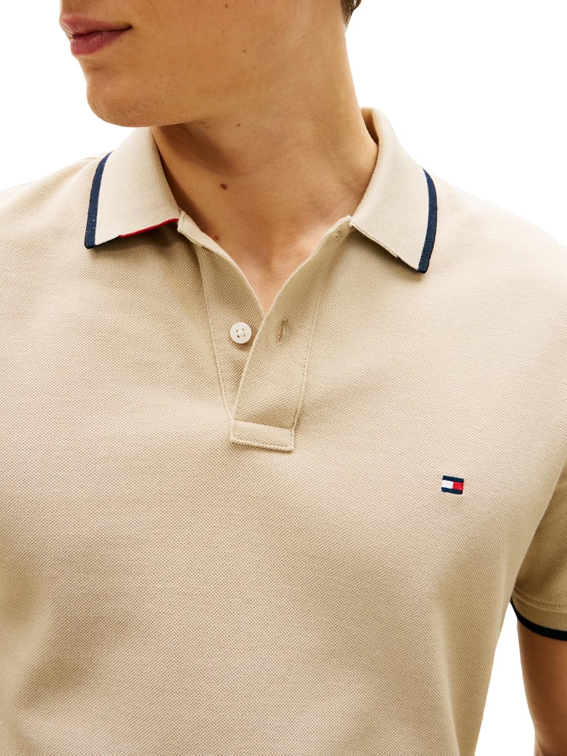 Tommy Hilfiger Men's Short Sleeve Casual Polo Shirts in Regular Fit with Contrast Collar and Cuff Designs