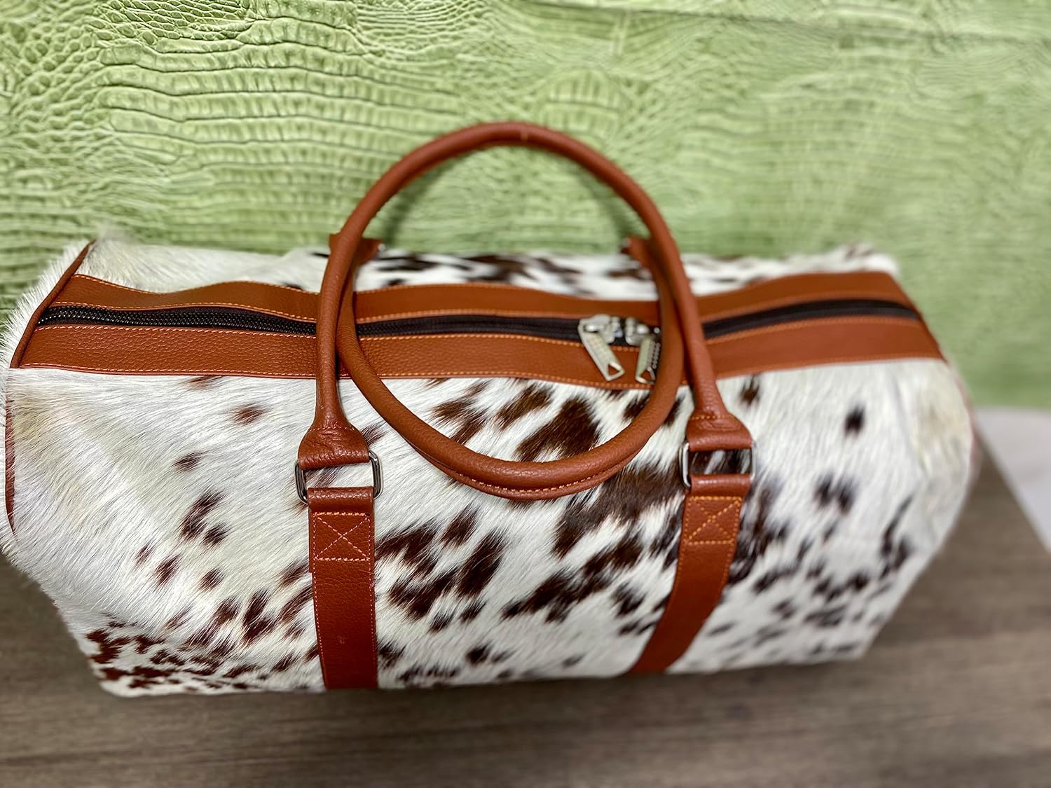 Cowhide Leather Travel Bag – Hair-On Hide Weekender Duffel, Overnight Carry-On Bag for Men & Women holdall uses 21 inch