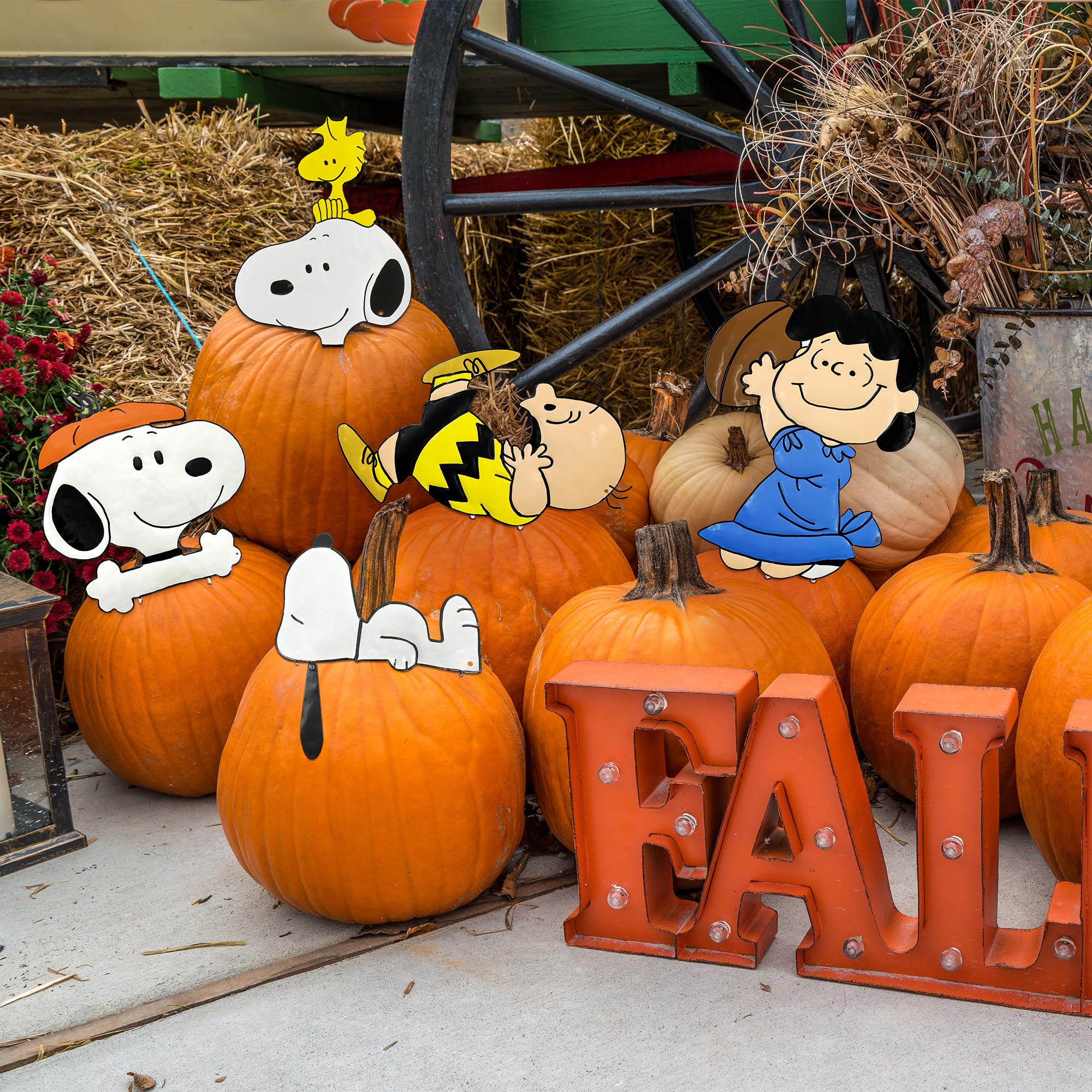 Amazon.com: PRODUCTWORKS Peanuts Pumkin Press-in Icon Metal Stake