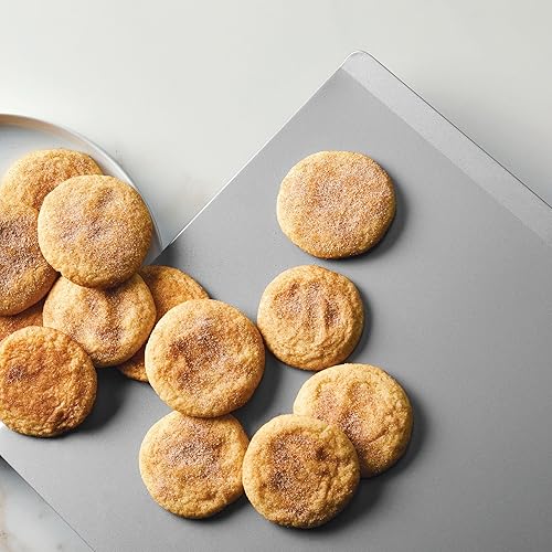 Miniatura 6 de Farberware Bandeja aislante antiadherente para hornear galletas, 15.5 x 20 pulgadas, gris claro