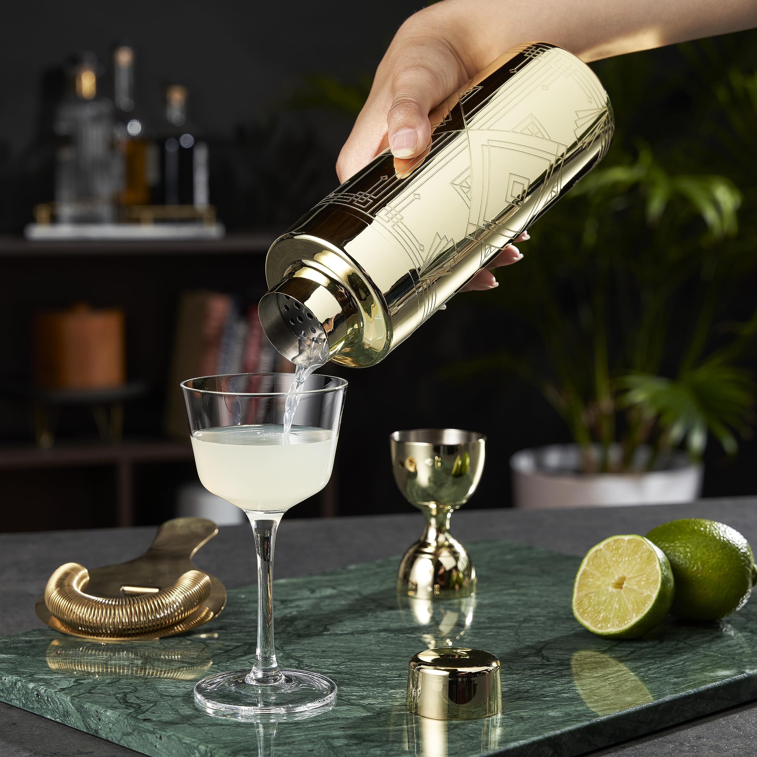 Amazon.com: Viski Art Deco Gold Cocktail Shaker, 24 oz Etched