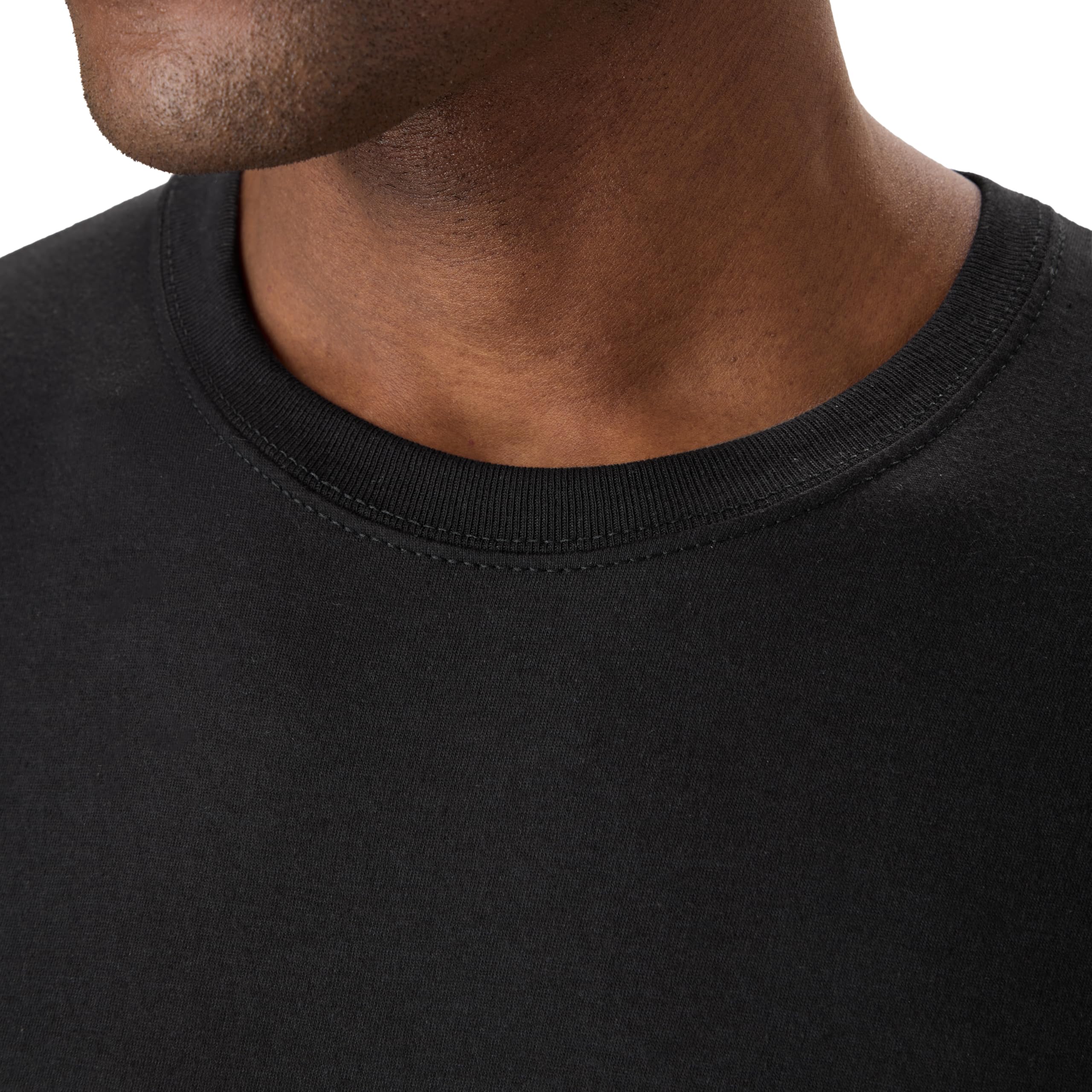 Hanes Comfortblend - Camiseta Interior para Hombre, Paquete de 4, Camisetas Comfortblend Que absorben la Humedad para Hombre, Camiseta de Cuello Redondo, Ajuste Entallado, Negro, Medium