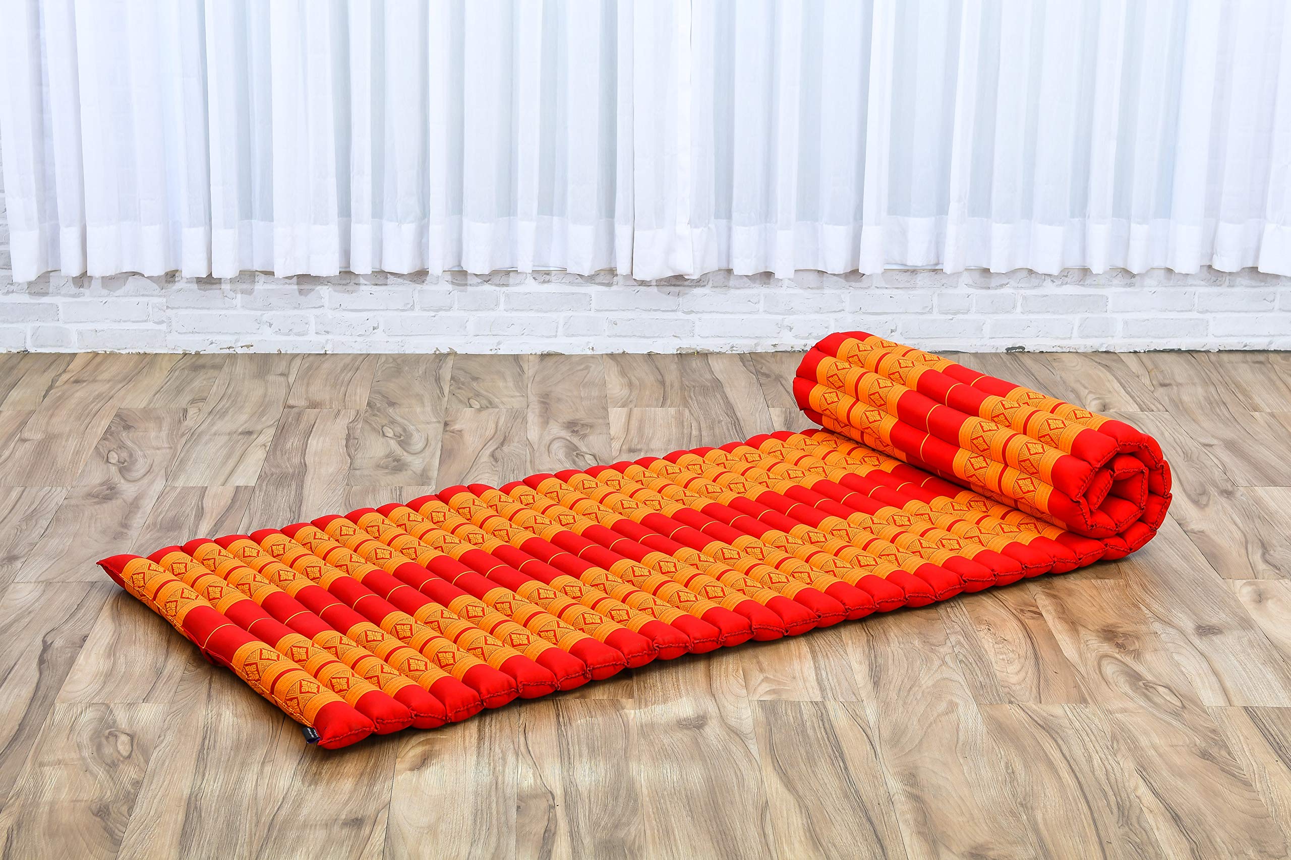 Leewadee Esterilla Thai Enrollable 190 x 70 cm Kapoc Firme | Colchoneta plegable y transpirable para dormir, yoga, meditación & masaje. De viaje, camping o como cama de invitados