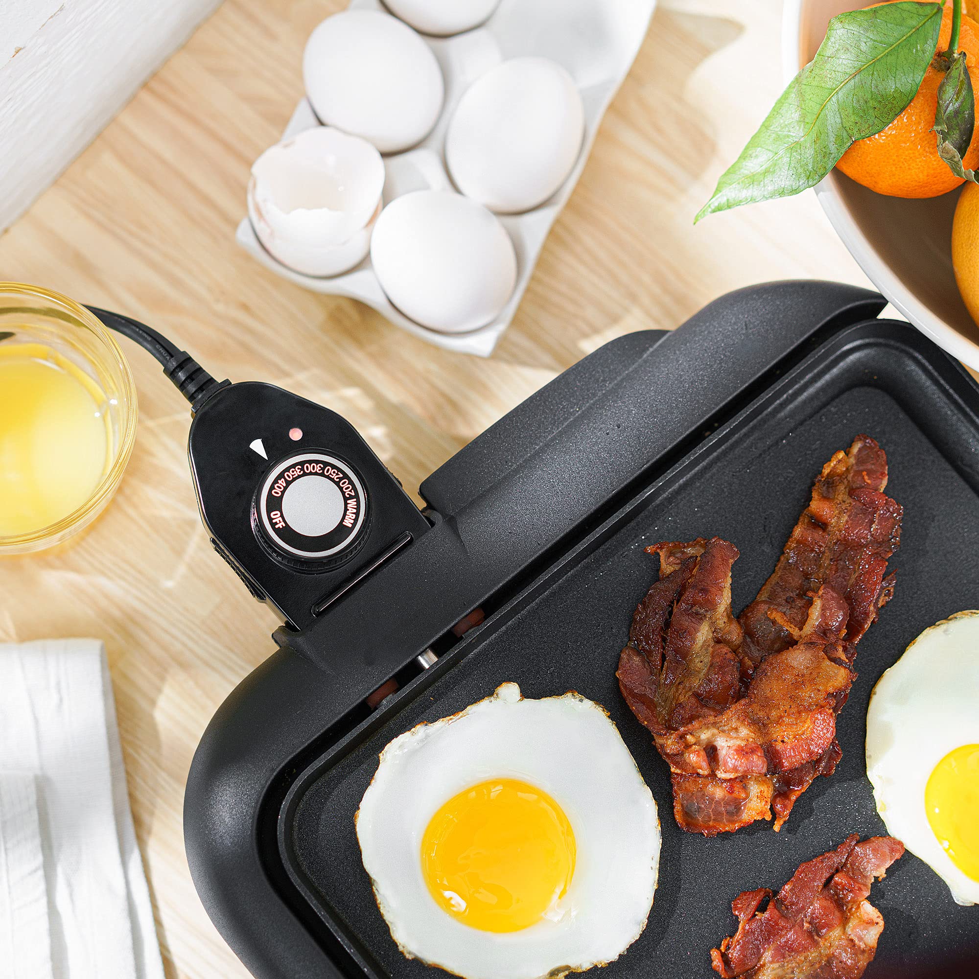 BELLA Electric Griddle w Warming Tray, Make 8 Pancakes or Eggs At Once, Fry Flip & Serve Warm, Healthy-Eco Non-stick Coating, Hassle-Free Clean Up, Submersible Cooking Surface, 10" x 18", Copper/Black